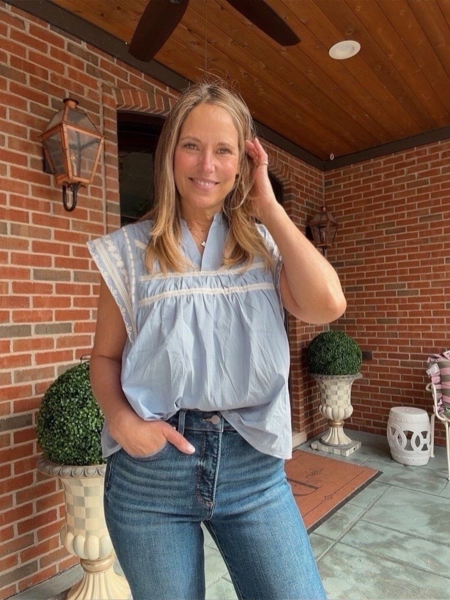 Social Threads has some of the best new arrivals for spring. This embroidered top was an instant favorite and went straight into the cart.

#LTKMidsize #LTKSeasonal