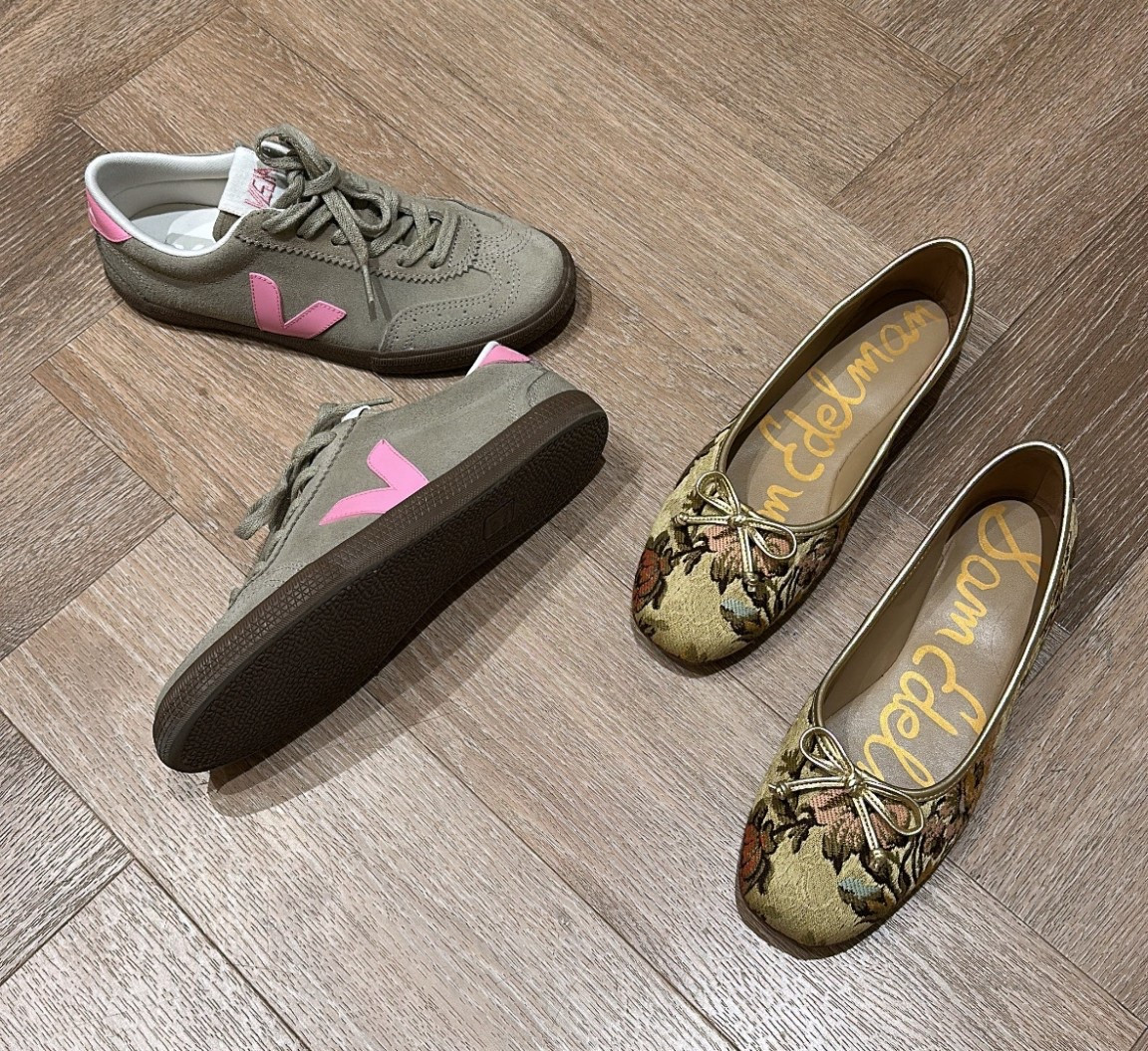 Floral flats
Vera sneakers 


#LTKTravel