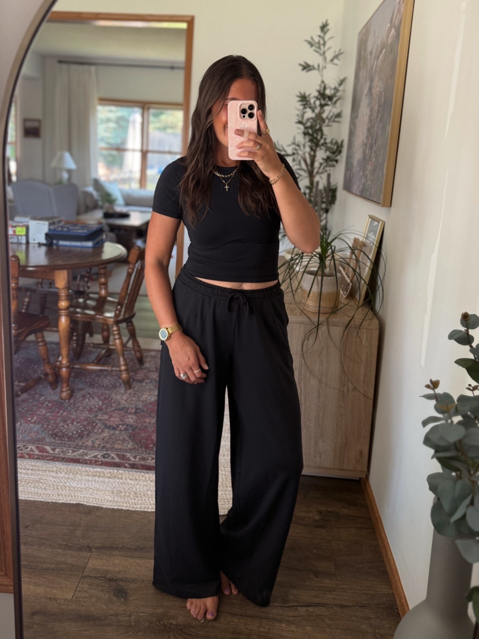 Comfies for fall? YES PLEASE

Medium

Loungewear, sweatpants

#LTKootd #LTKgrwm #LTKActive