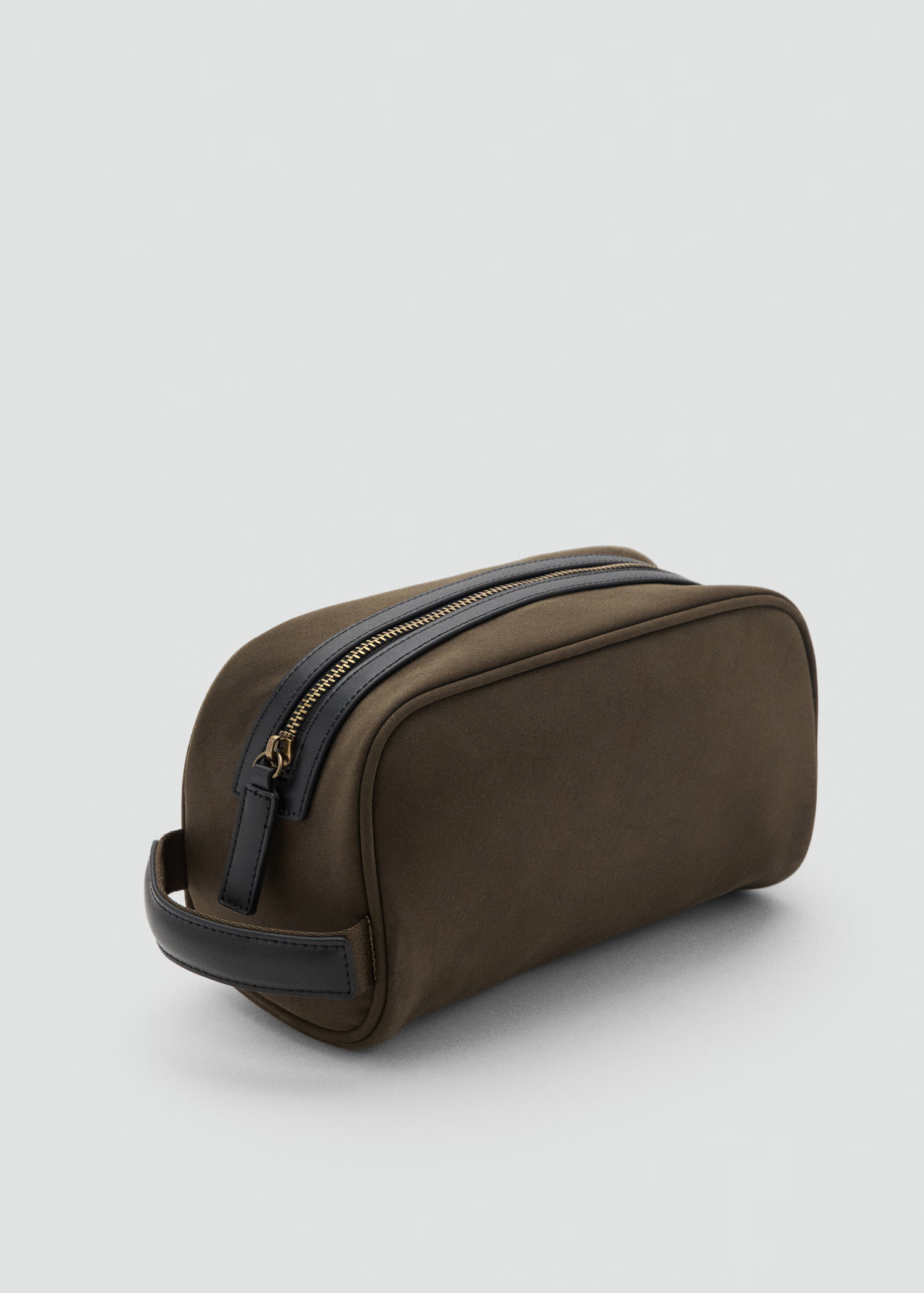 Cotton toiletry case with leather details | Mango (US/MX/AU)