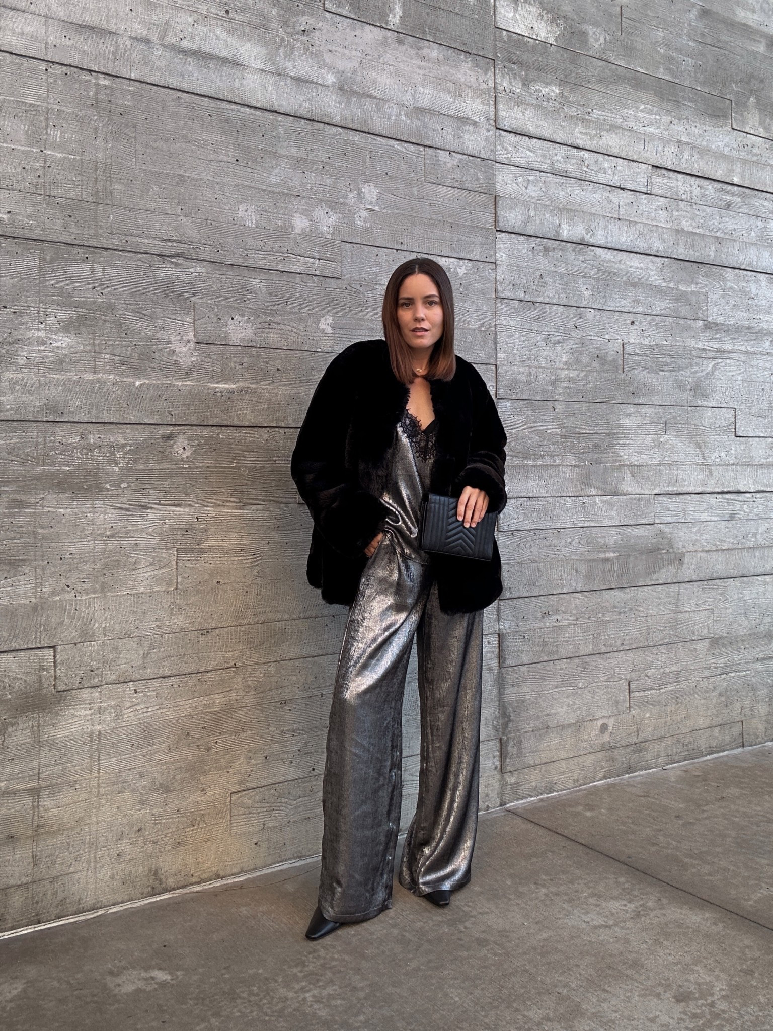 Chic holiday party outfit / NYE outfit idea 

#LTKHoliday #LTKPetite #LTKSeasonal