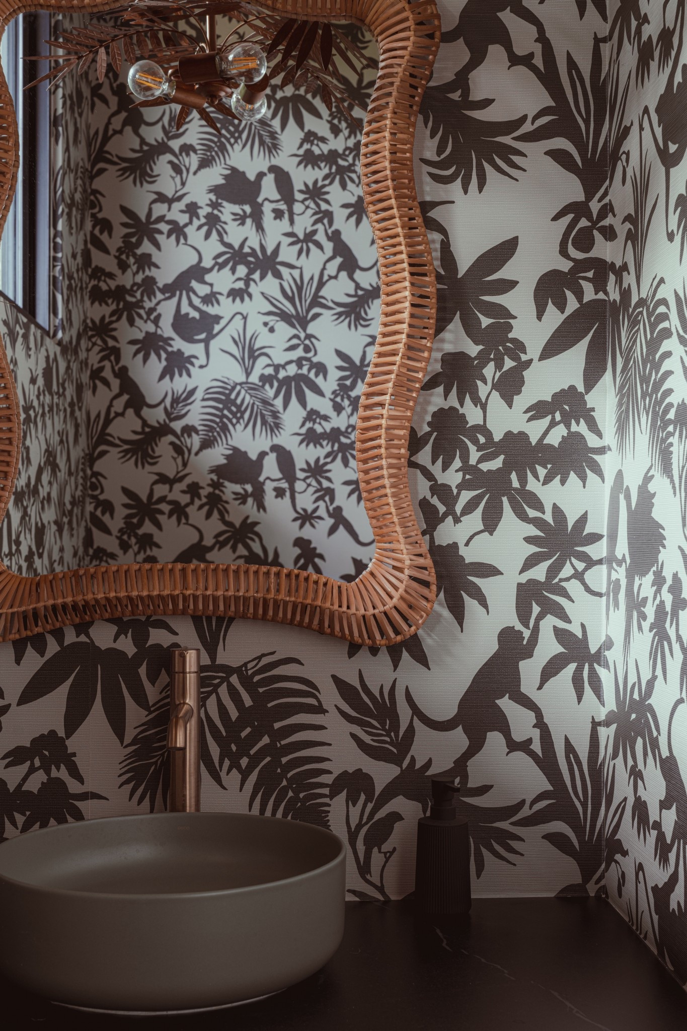 Monkeys on the wallpaper… and out the window. 🐒 Thibaut’s St. Kitts + Costa Rica = a match made in paradise. 🌴Powder bath perfection at Villa Nya.

#powderbath #interiordesign

#LTKSeasonal #LTKStyleTip #LTKHome