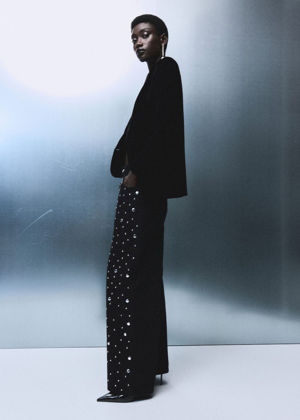 Straight-fit jeans with studs black denim - Woman - 0 - MANGO | Mango (US/MX/AU)