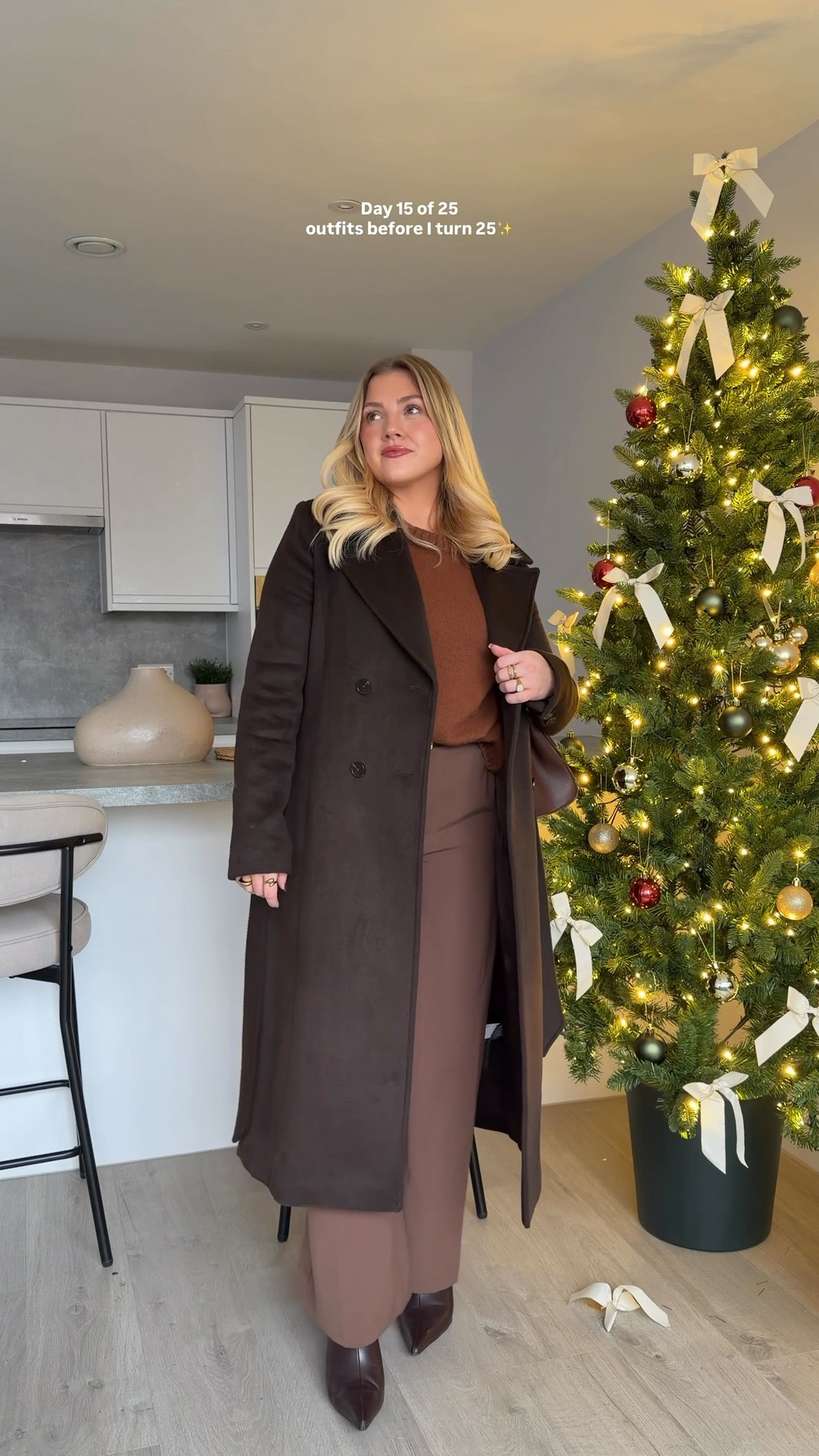 Day 15 of 25 outfits before I turn 25✨ 

Brown outfit
Brown coat
Brown trousers
Chocolate brown
Winter outfit 

#LTKwinter #LTKuk #LTKluxury