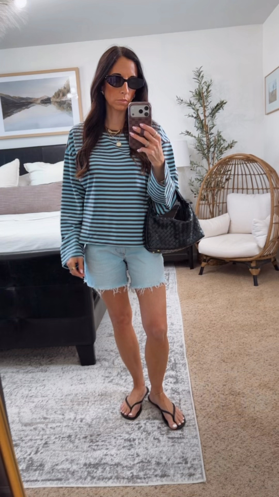Dress up this spring tee or keep it casual for weekend streetwear

#LTKWorkwear #LTKmomlife #LTKTravel