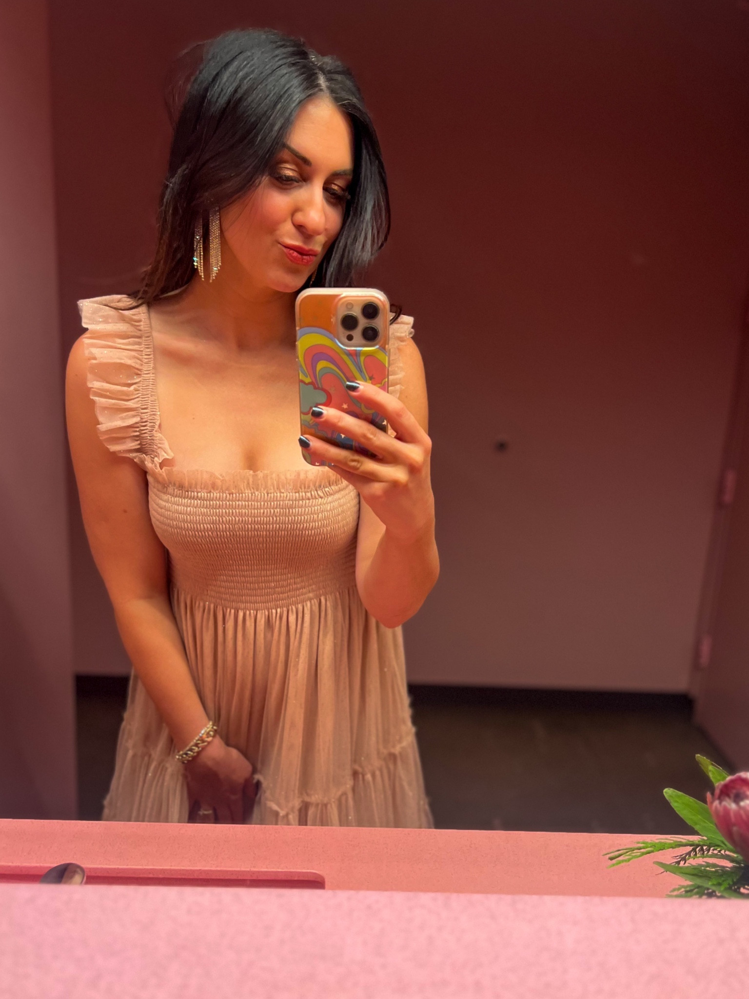 A beautiful Christmas outfit or Date night, or even New Year’s Eve outfit by Hillhouse. The light pink sparkly tulle has some serious volume. I paired it with sparkly earrings, bow heals and a floral pattern black tight. Steal my style babe 🎀
.
.
.
#giftsforher #giftguide #pinkdress #momstyle #hillhouse #tulle #christmasoutfit #nye #newyearseve #nyeoutfit #hillhouse #gucci #ellienapdress

#LTKHoliday #LTKGiftGuide #LTKparties