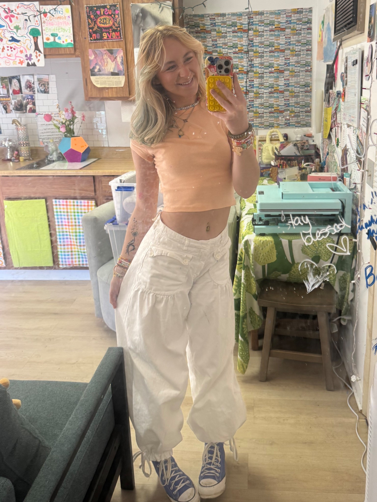 I love these pants so much ugh 🥹😩🤗

#LTKdayinmylife #LTKootd #LTKBeauty