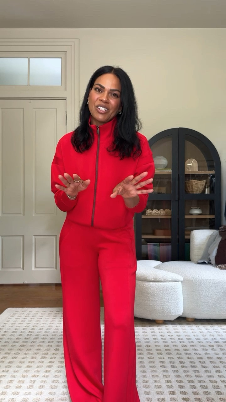 CODE ANNAGXSPANX FOR 15% OFF 1ST ORDER @spanx #SpanxPartner breathable 4 way stretch and luxe feel. Can wear them for lounging, shopping, hosting and travel and you’ll look so polished but you’ll be comfy. 
Feels like lounge but elevated. Lots of silhouettes: crew neck, cropped leg, jogger, dresses and so much more. You will love Spanx AirEssentials®. I’m 5’4” wearing regular length. Shorter? Go with petite. True to size! 


#LTKTravel #LTKOver40