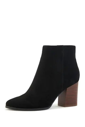 NEST FOOTWEARMalibu Stack Heel Ankle Bootie | Nordstrom Rack