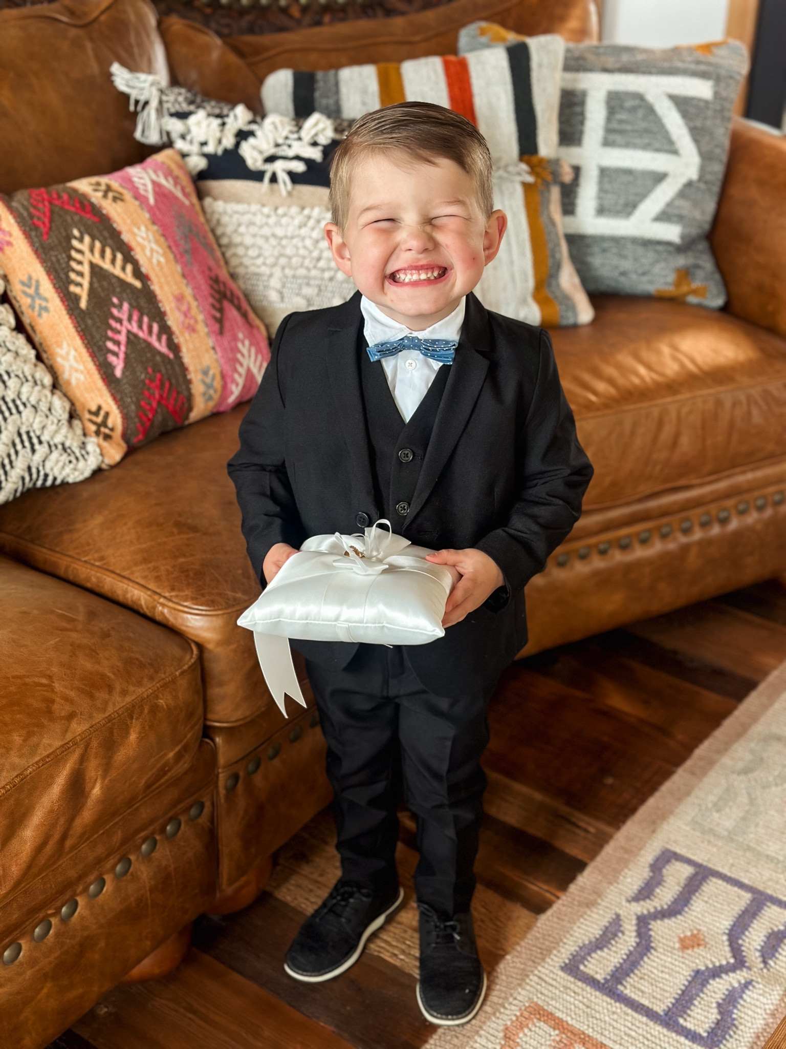 my dapper lil ring “bear” as he called it 💛 we loved our suit from #h&m 