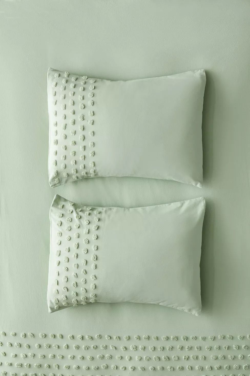 Tufted Dot Sham Set | Urban Outfitters (US and RoW)