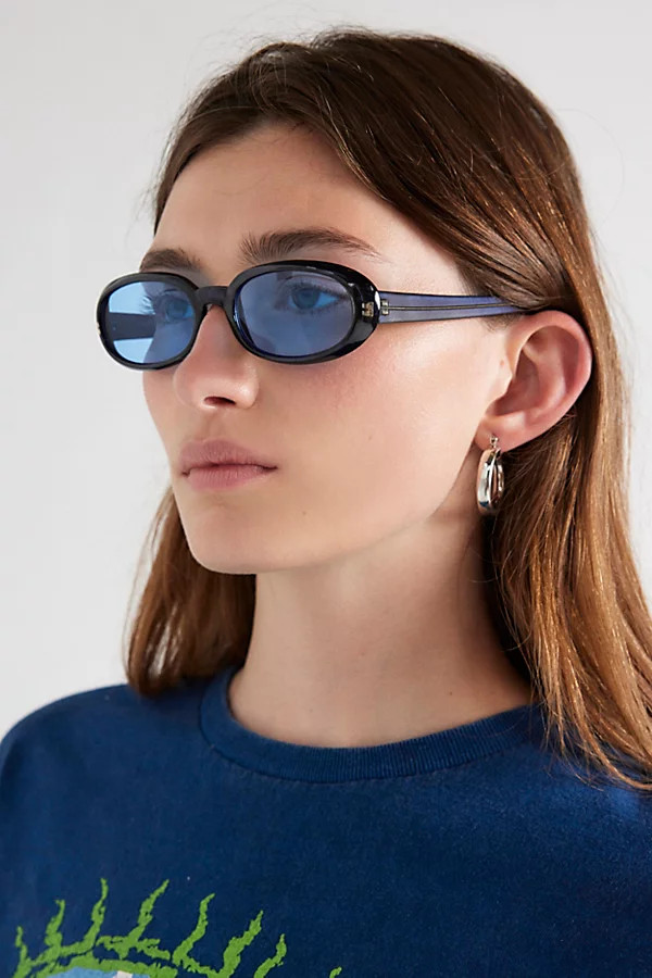 Urban Renewal Vintage Libra Sunglasses | Urban Outfitters (US and RoW)
