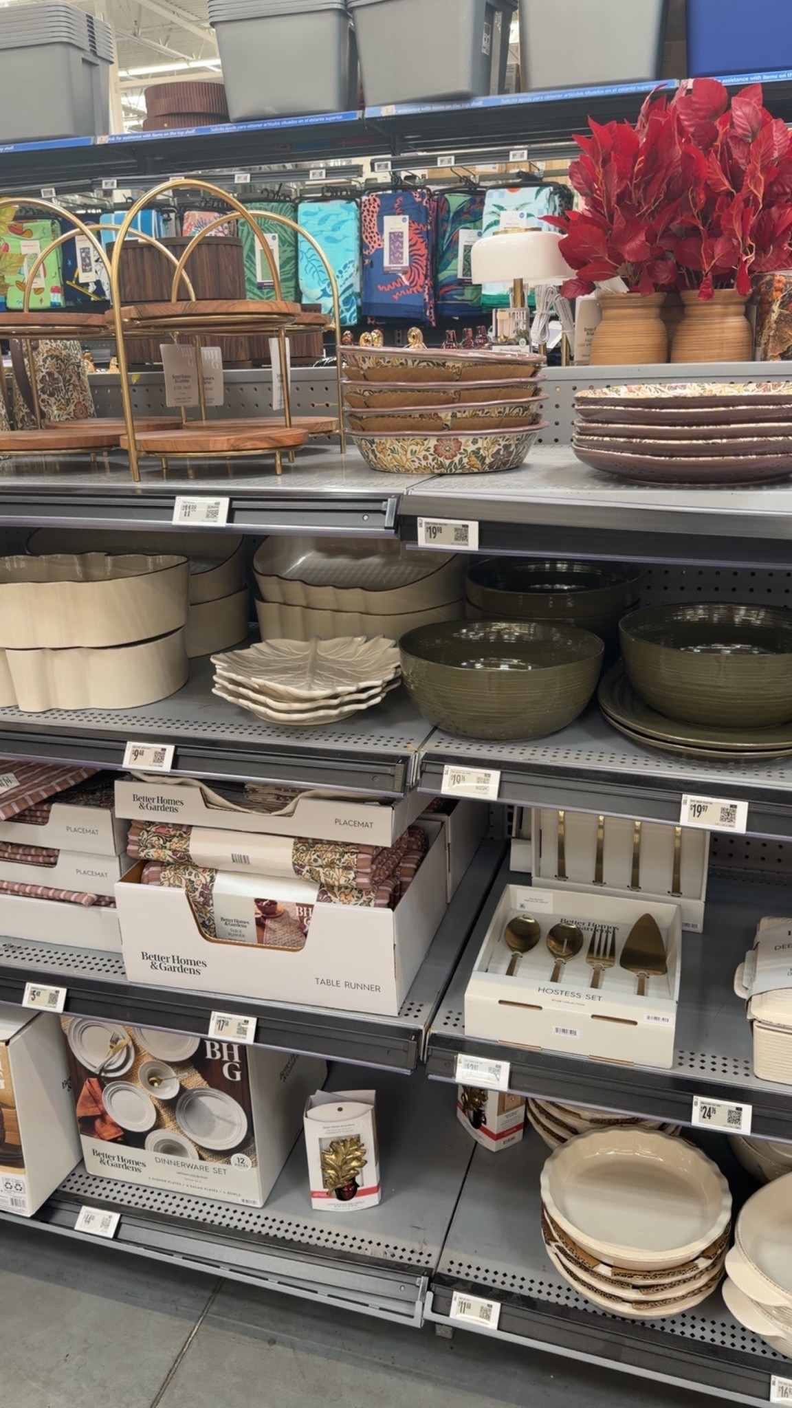 Walmart fall hosting dinnerware finds 🍂

#LTKSeasonal #LTKHome #LTKSaleAlert