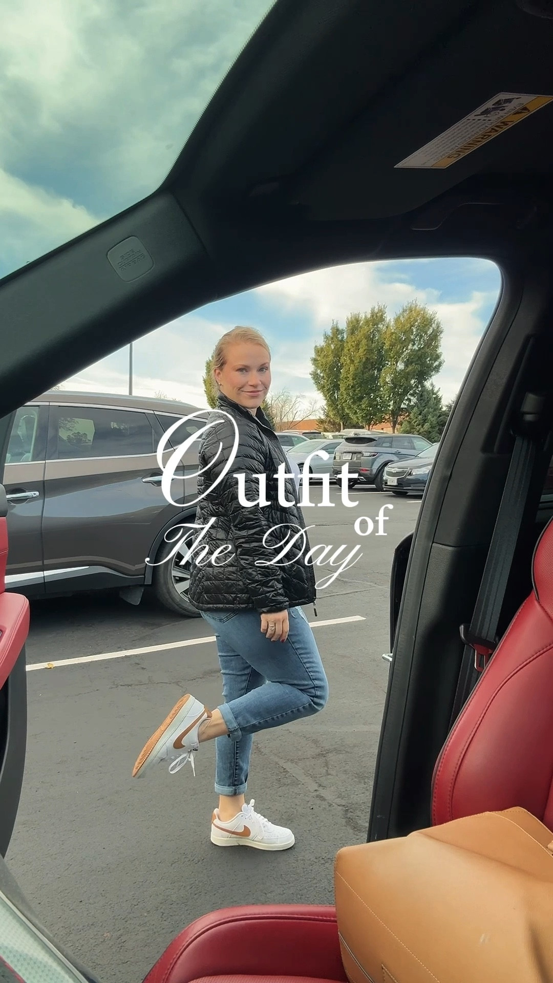 Casual office day fit 👟 Brooklyn tee, high-rise jeans, and classic Nikes — comfy, effortless, and still work-ready. Shop this Old Navy look and elevate your everyday style today! #oldnavystyle #casualworkoutfit #officedayoutfit #brooklyntee #jeansoutfit #ltkfashion #ltkstyle #ltkeveryday #workwearinspo #momstyle

#LTKOver40 #LTKWorkwear #LTKStyleTip