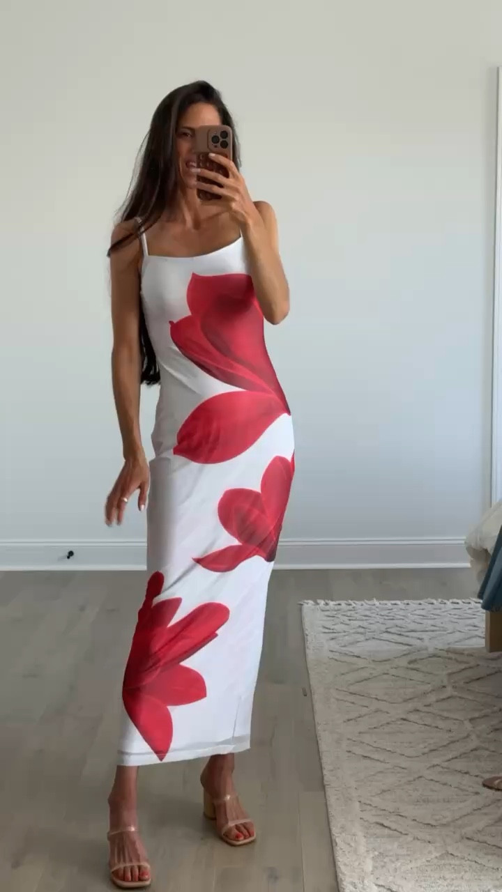 This dress is giving effortless summer.

The bold floral print makes it a statement on its own, but the fit is so flattering and easy to wear. Perfect for vacations, weddings, or any dress-up moment without overthinking it.

#LTKootd #LTKSeasonal #LTKTravel