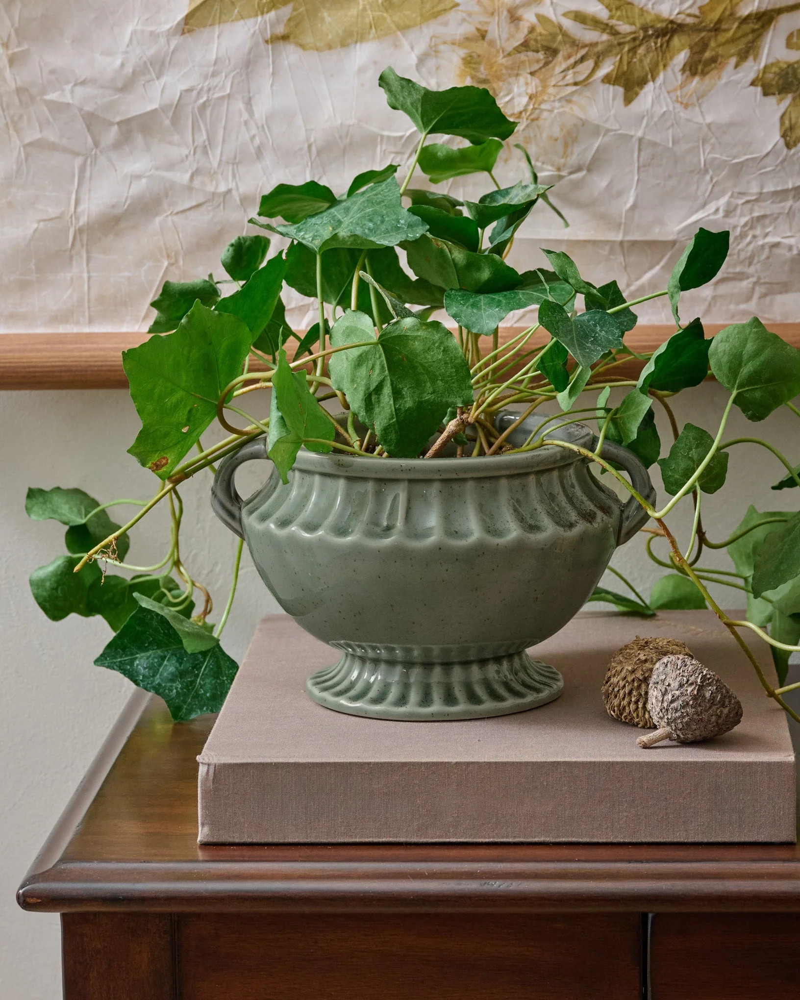 Jo's Vintage Inspired Pedestal Vase | Magnolia