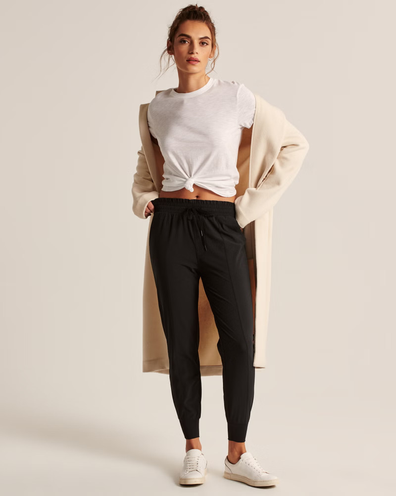 Women's Traveler Joggers | Women's Bottoms | Abercrombie.com | Abercrombie & Fitch (US)