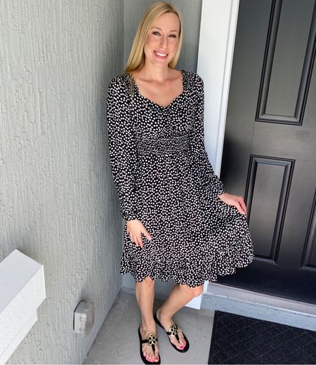 Black and white floral dress for fall. Fits true to size. Hits just below the knee 

#LTKSeasonal #LTKunder50 #LTKstyletip