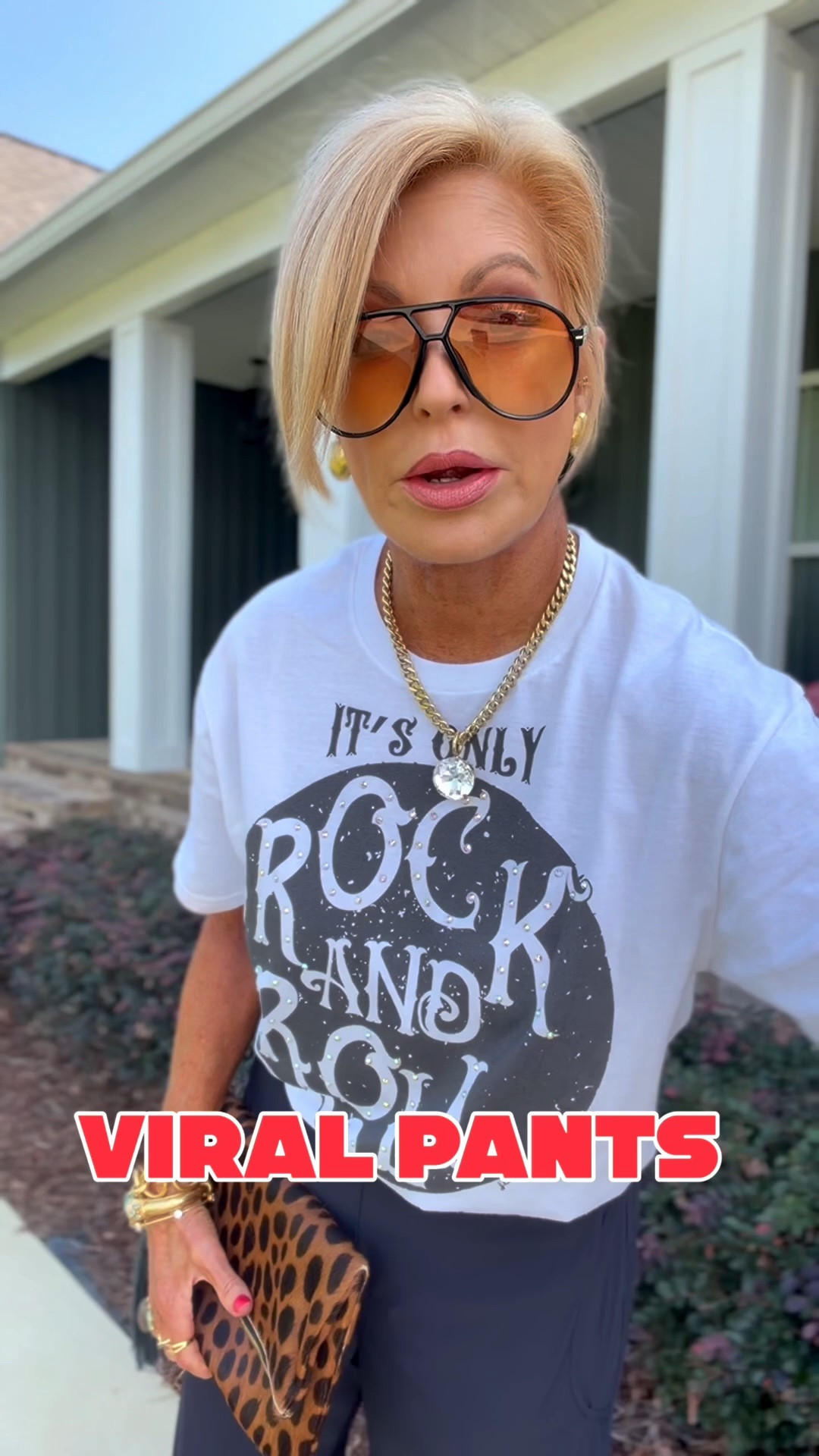 ❌Please Read❌ Links are below ⬇️ I’ve had so many messages that you love these too! Easy style that will go into the fall with a cute jacket! This is how I do causal chic🤍
Sizes I’m wearing 
Pants/sm
Tee/med

#LTKdayinmylife #LTKvlog #LTKstorytime