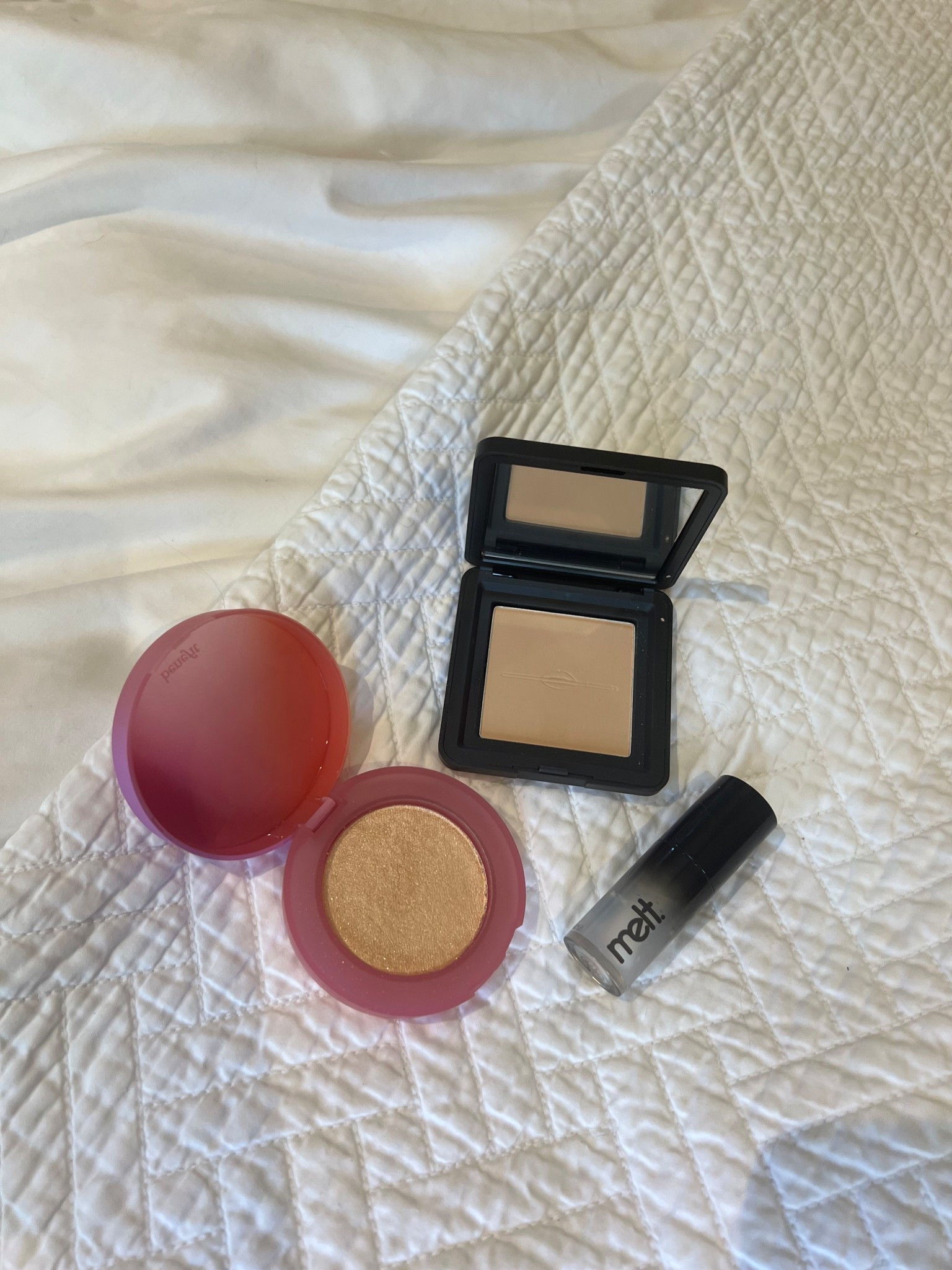 3 summer must-haves. Favorite highlight, a matte lip plumper, and a blurring powder for greasy summer days! @notdstrombeauty #nordstrompartner 

#LTKBeauty #LTKOver40 #LTKSummerEdit