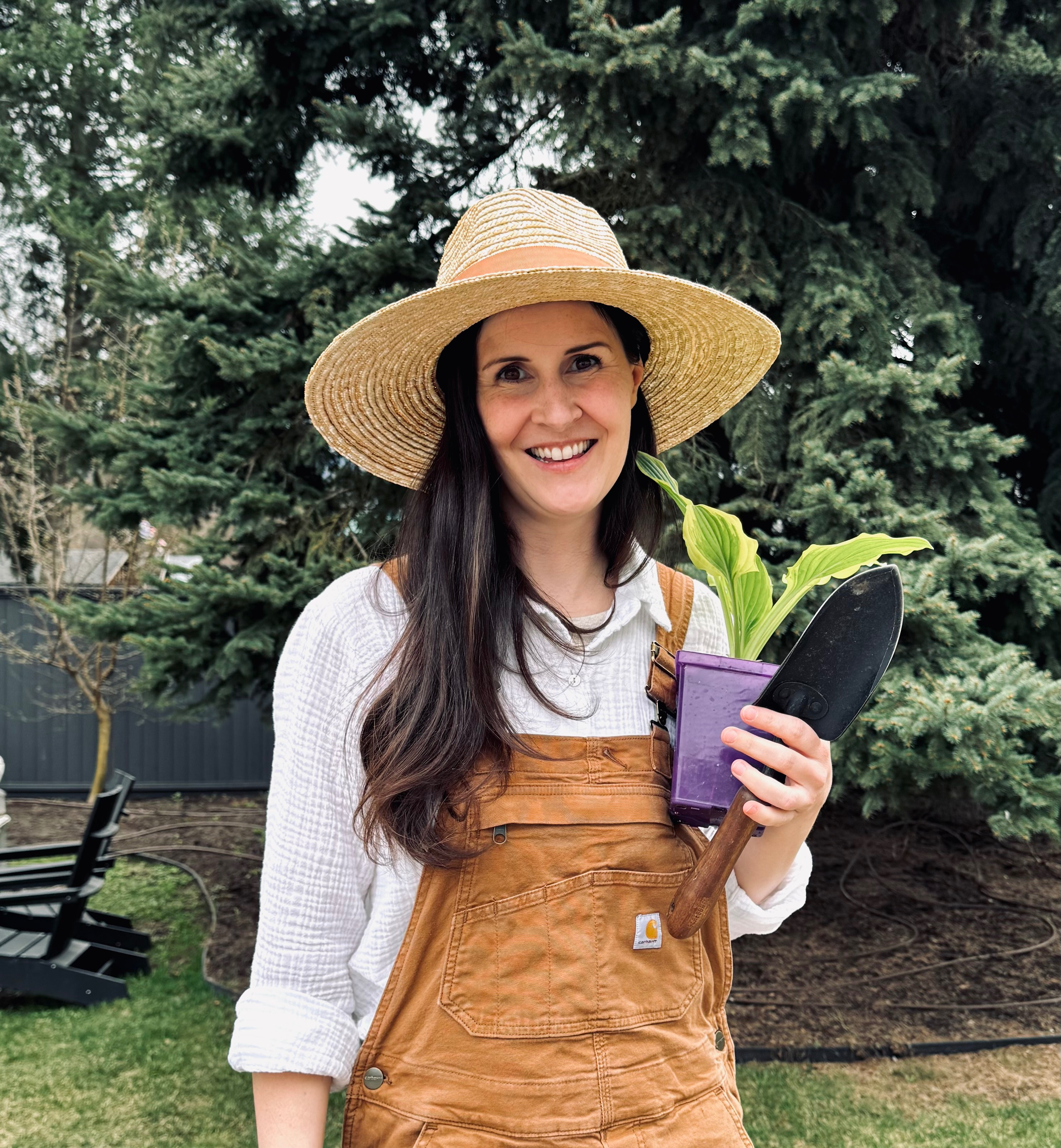 Ready for the garden in my favorite Carhartt overalls and sunhat! 🌱 This gardening outfit keeps me comfy while working in the garden. #GardenStyle #GardeningEssentials #Carhartt” 

 