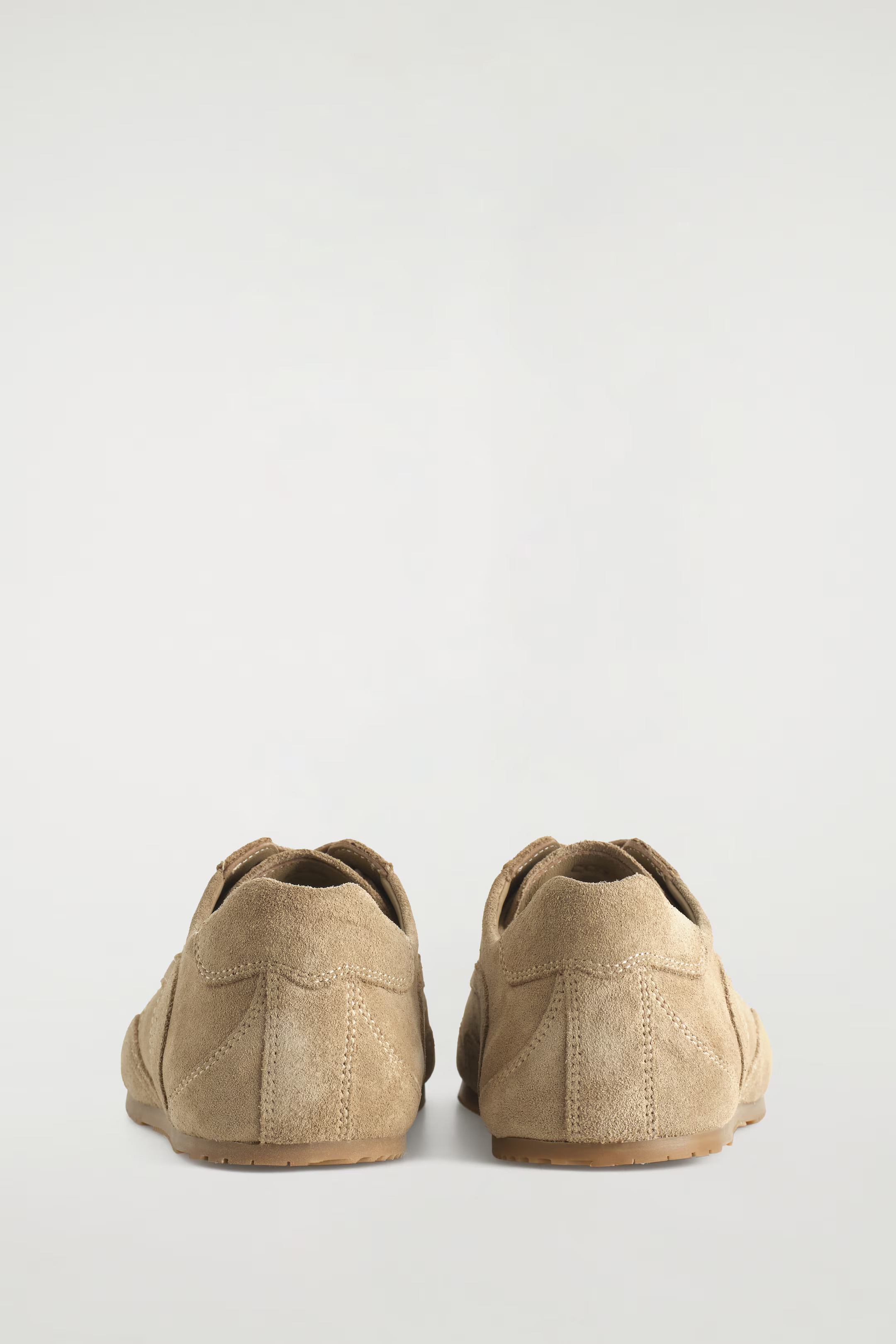 MINIMAL LEATHER TRAINERS - CAPPUCCINO | COS GB | COS UK