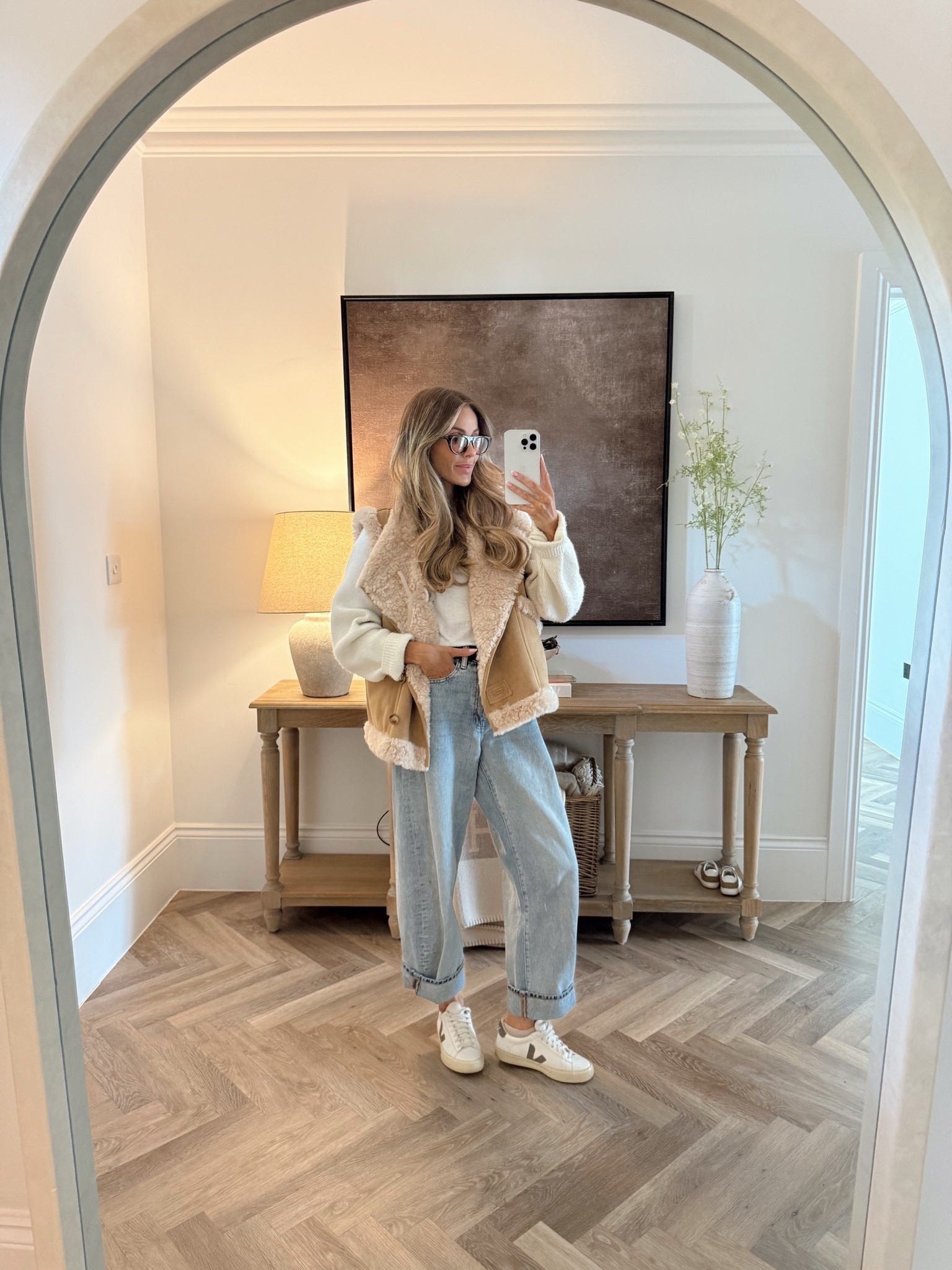 Autumn ootd 
Mint velvet gilet, Zara