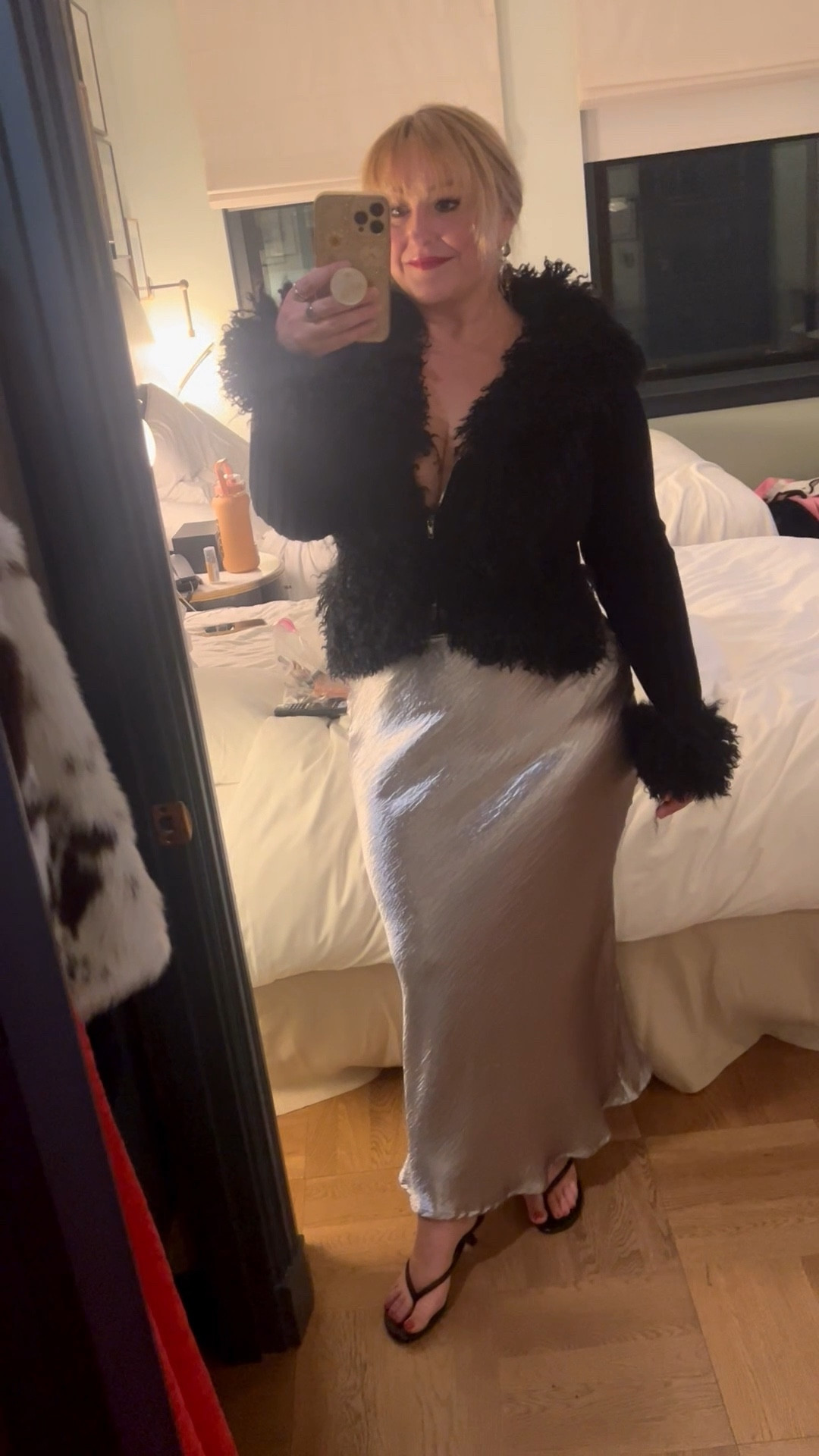 Glam look 
Size L sweater
Linked similar skirts 

#LTKMidsize #LTKootd #LTKSeasonal