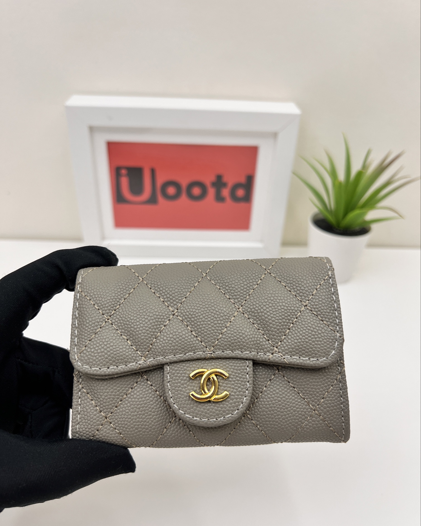 Designer Wallet CC Purse Credit Card Holder Fold Cardholder Coin Pouch Women Purses Wallets Lambskin Caviar Leather Fashion Classic Womens Style Fencefind

#LTKfindsunder100 #LTKGiftGuide #LTKtravel