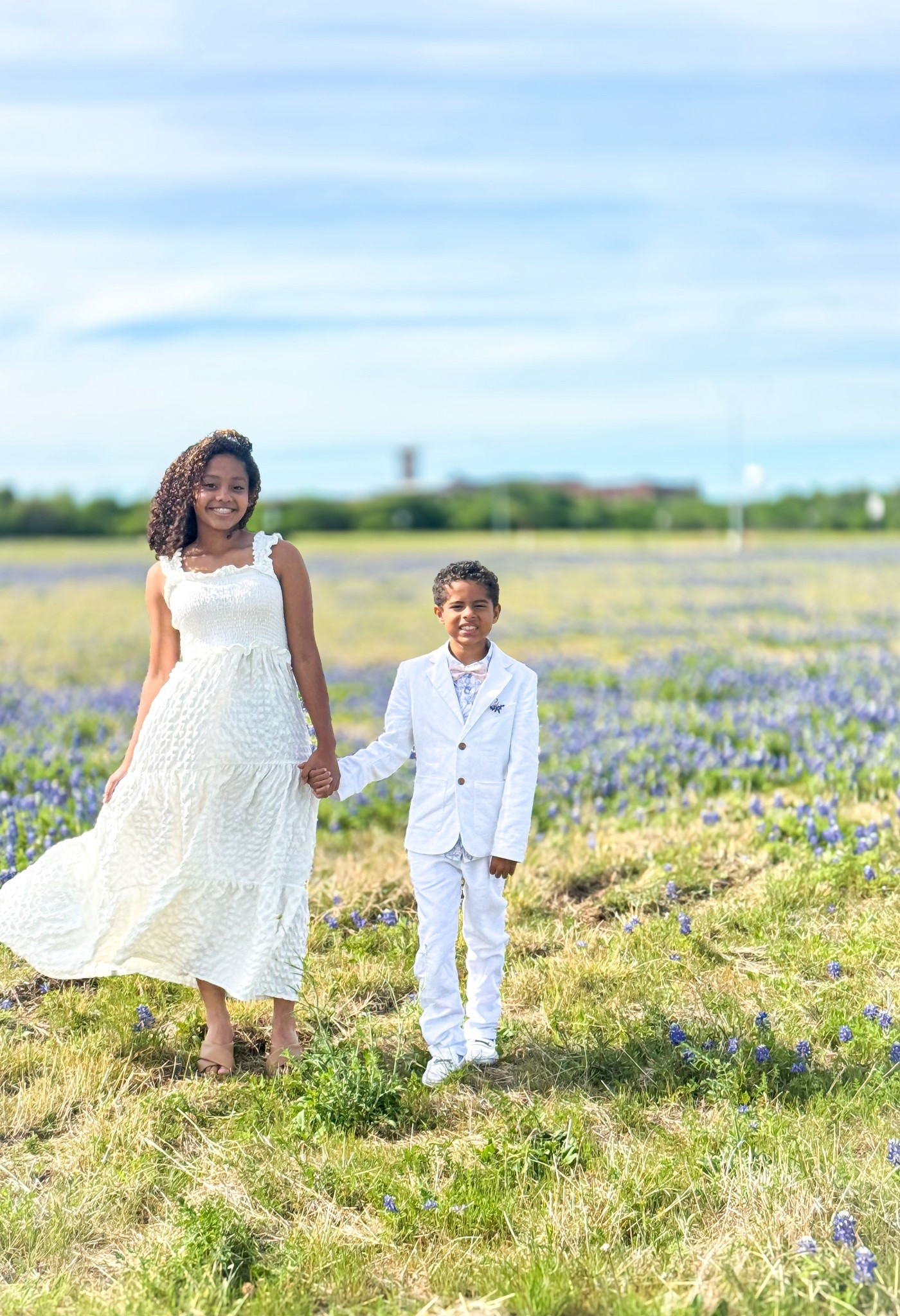 Spring family photoshoot outfit ideas perfect for a Mother’s Day gift  

#LTKBaby #LTKmomlife #LTKKids