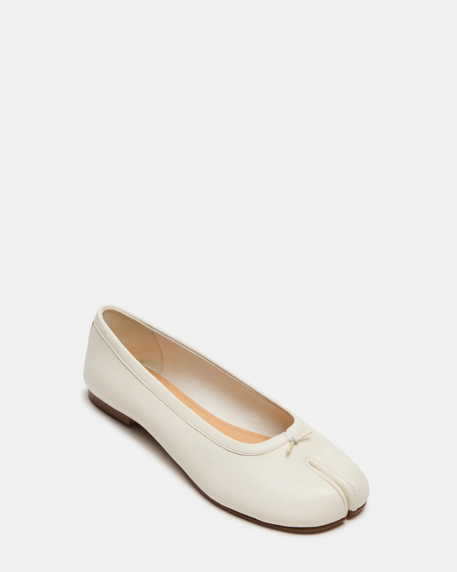CALICO Bone Leather Split Toe Tabi Women's Ballet Flat | Steve Madden (US)