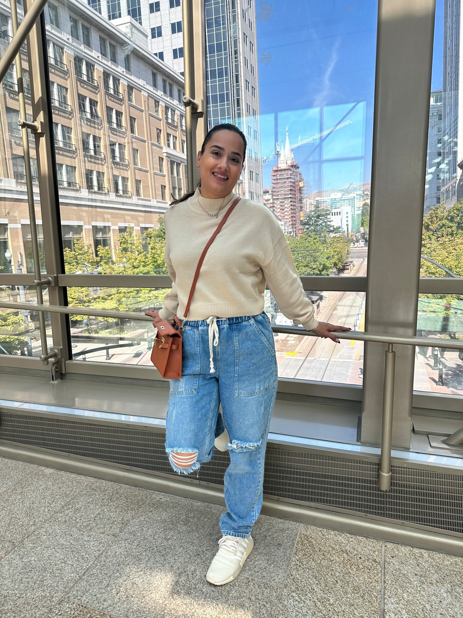 Casual wear to run errands, #jeans and a sweater! 

#LTKActive #LTKSeasonal #LTKHoliday