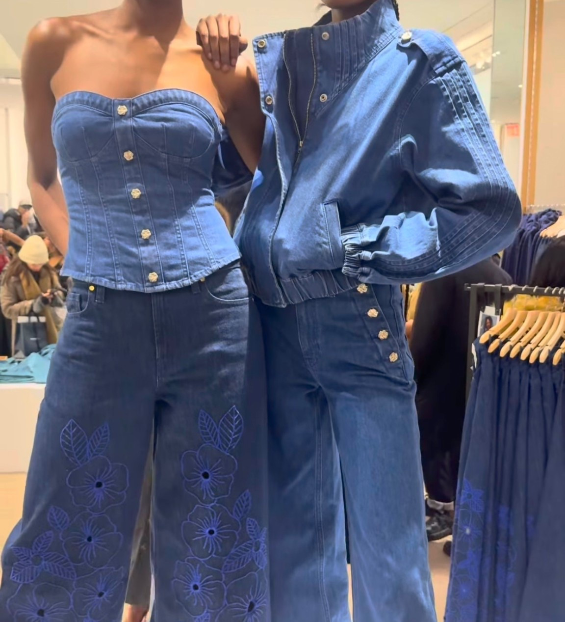 Black Designers @ GAP … exclusive denim on denim must have pieces 💙🩵💙🩵💙

#LTKootd #LTKNYFW #LTKgrwm