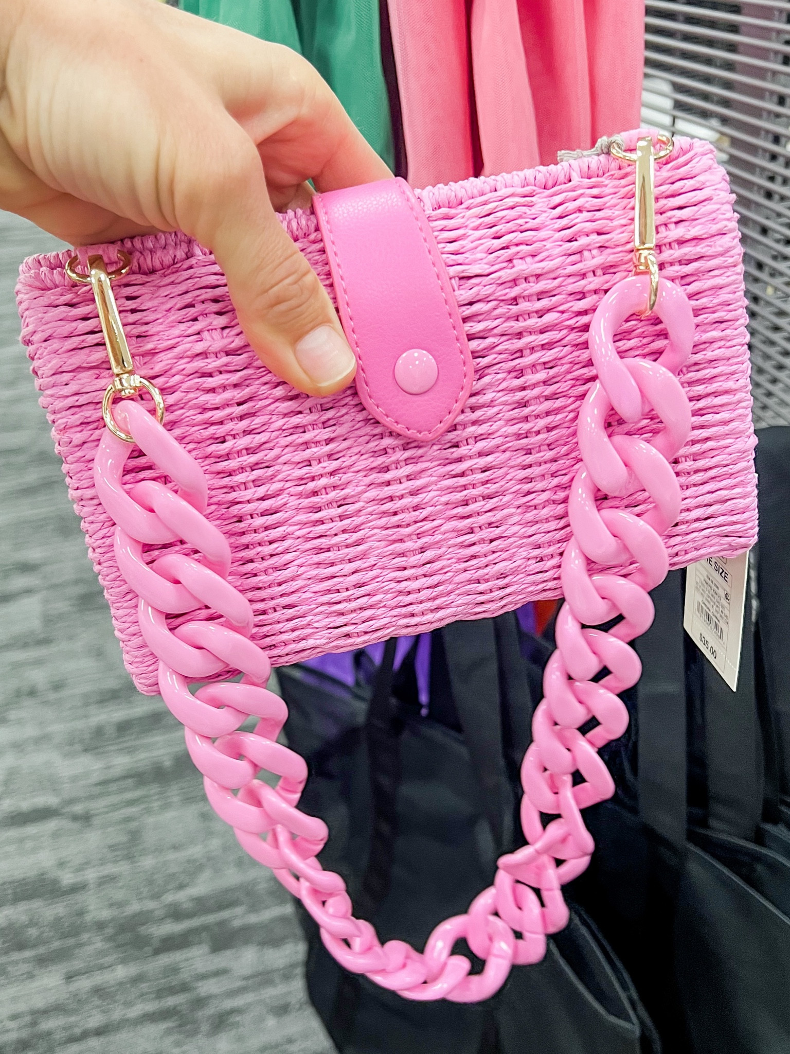 the cutest straw bag with an acrylic chain + comes with strap to wear it crossbody… so pretty 😍 perfect for spring break! 

#LTKstyletip #LTKunder50 #LTKtravel