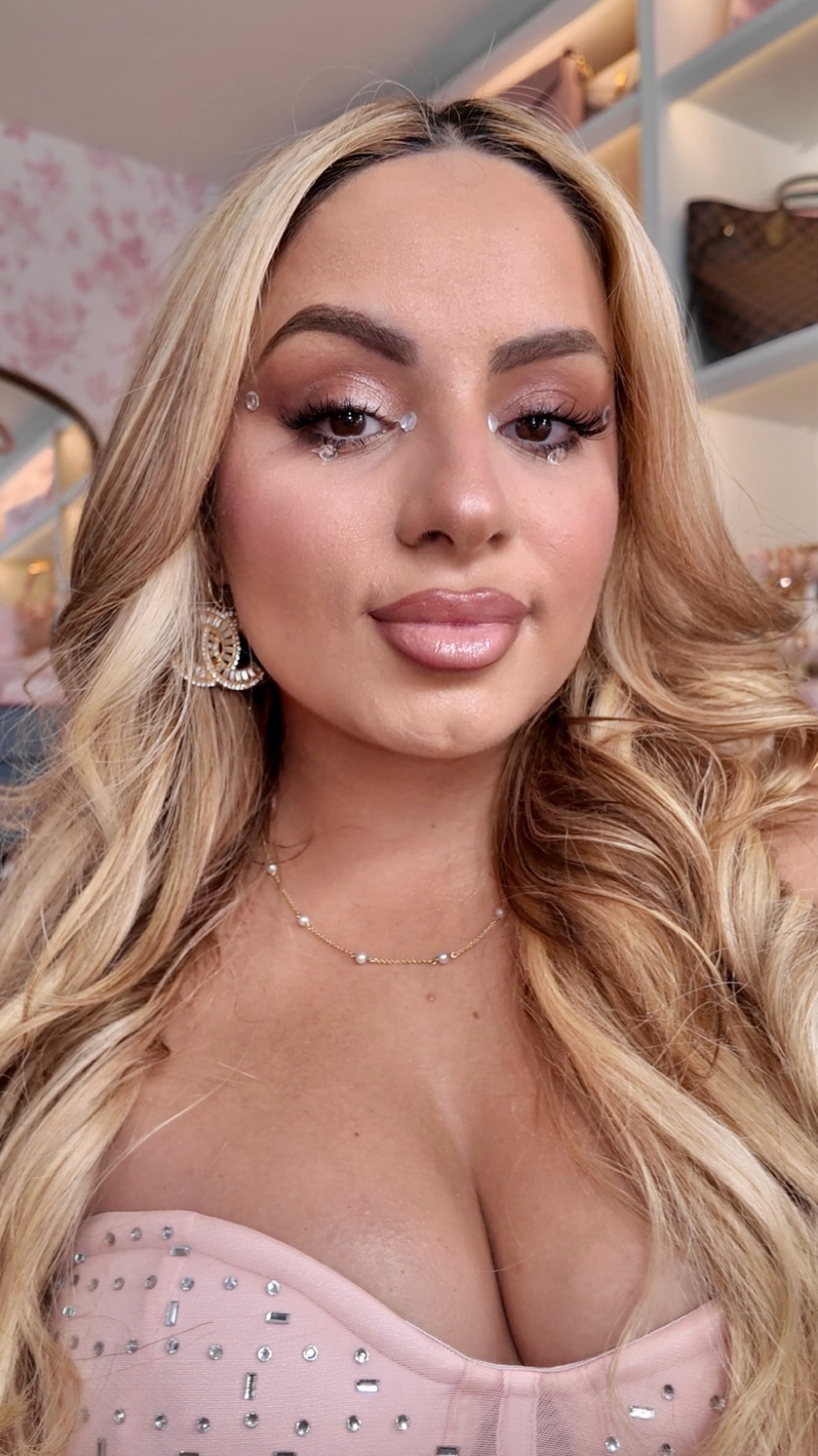 How to explain the girly GRWM feels to a man 😩🎀✨🫶🏼 

———-
@patrickta @narsissist @yslbeauty @anastasiabeverlyhills @diorbeauty @charlottetilbury @slmissglambeauty @milkmakeup @hudabeauty @onesize 
———-
#grwm #makeuproutine #glam #glammakeup #pink #pinkpinkpink #charlottetilburymakeup #hudabeauty #patrickta #yslbeauty

#LTKSaleAlert #LTKBeauty #LTKFindsUnder100