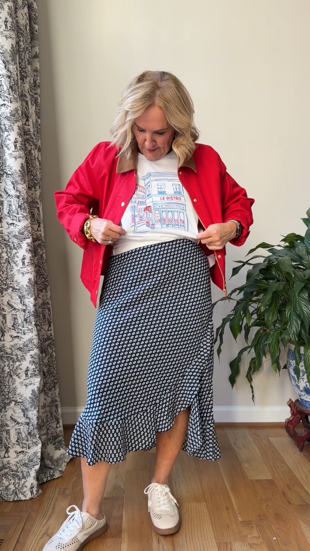 Major sale on this skirt. 
Skirt medium 
Jacket medium petite 
Tee medium 
Sneakers tts 

#LTKWorkwear #LTKSaleAlert #LTKOver40