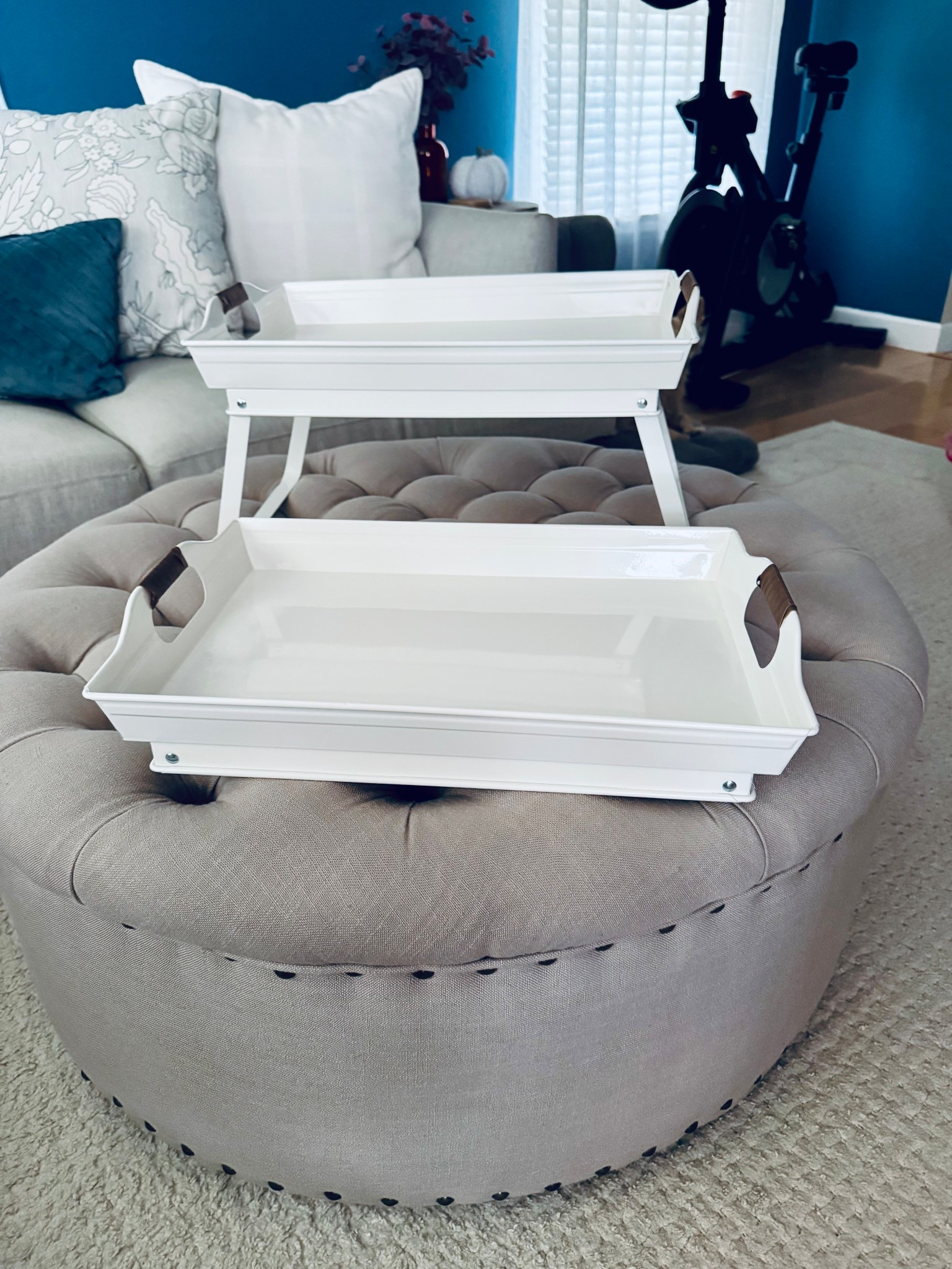 A little tray that does it all 🤍
Love these for serving, styling, or cozy bed days.


#LTKHome #LTKKids #LTKmomlife