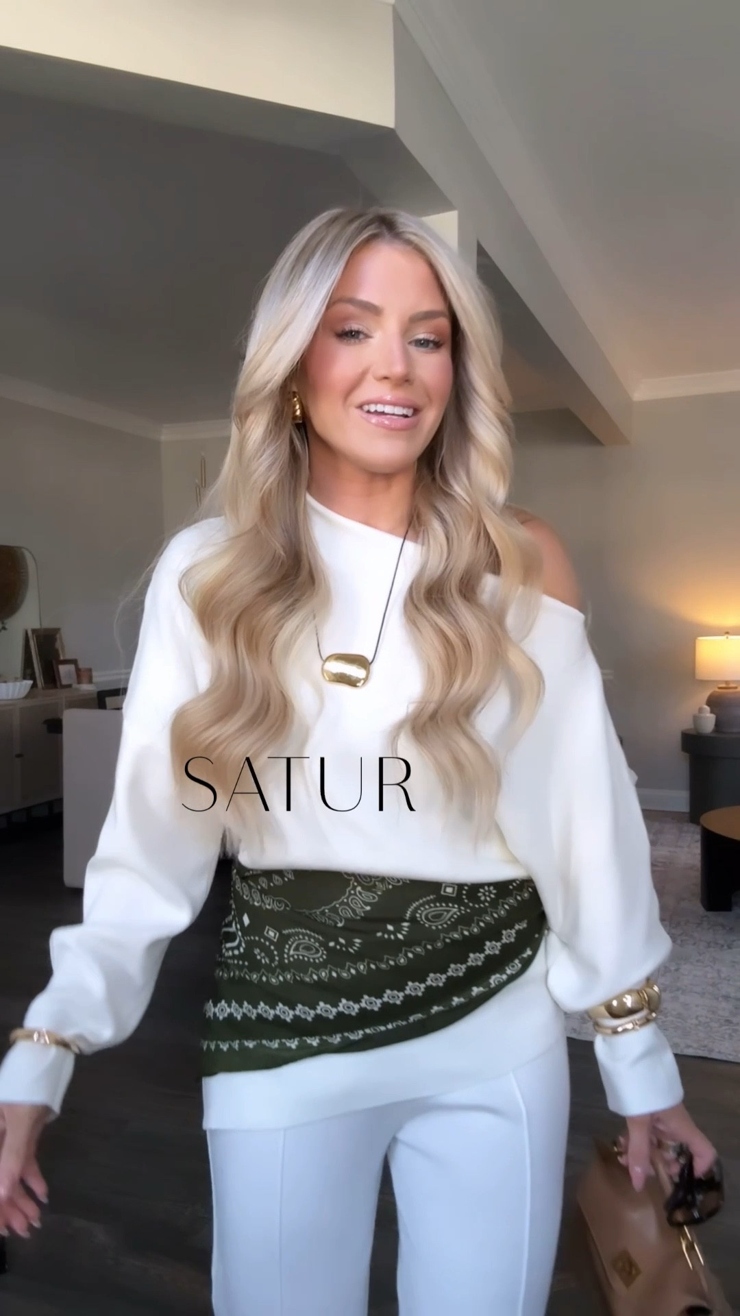 Saturday ootd- this scarf is adorable!!! It was perfect to wear because everyone out and about was wearing green for st Patrick’s day! A fun little touch for an outfit 

#LTKspringtrends #LTKspring #LTKSeasonal