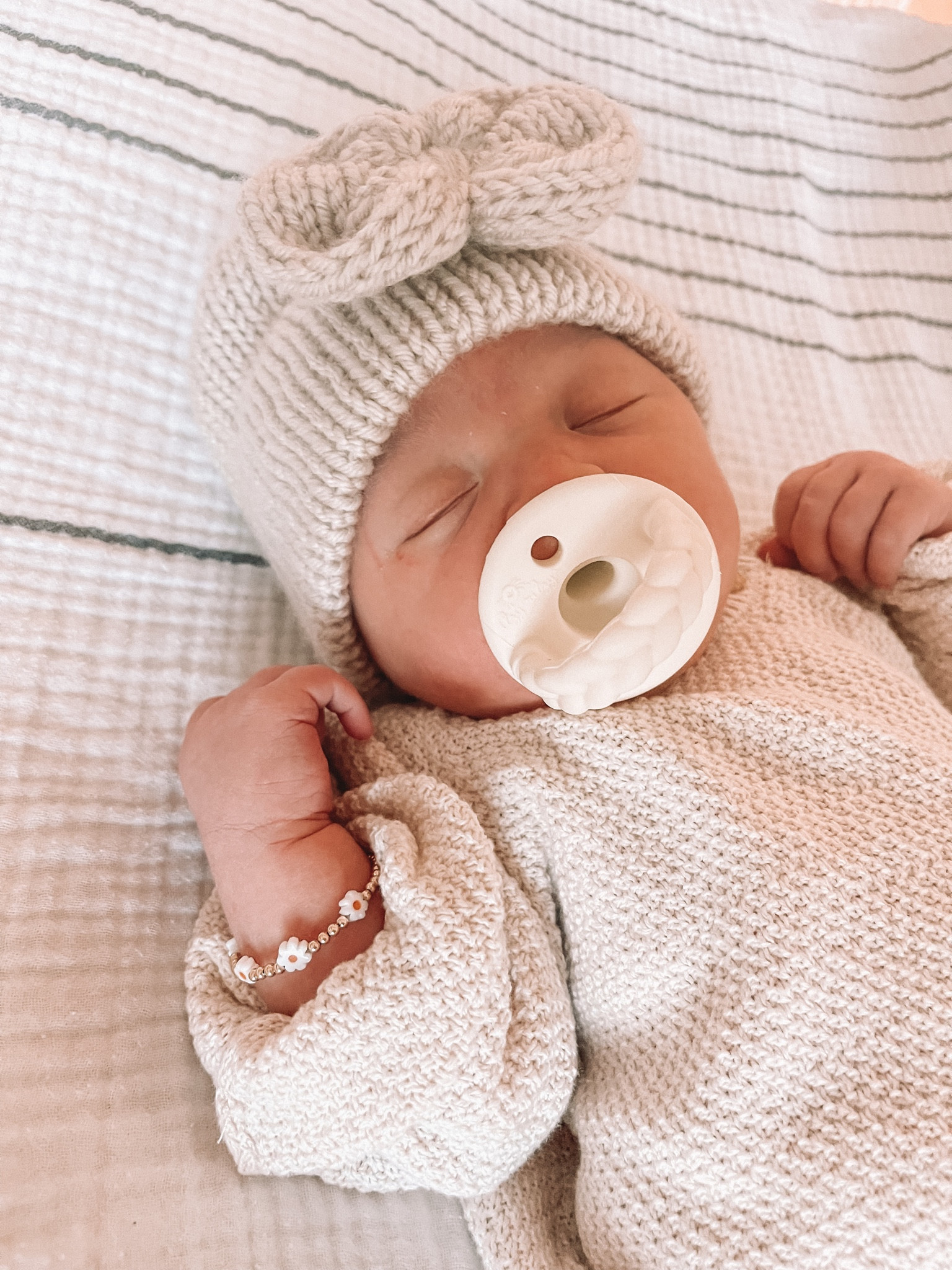 Newborn going home outfit! Neutral newborn style. 

#LTKbaby #LTKbump #LTKstyletip