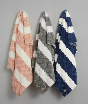 UGG Portia Faux Fur Throw Blanket | Nordstromrack | Nordstrom Rack