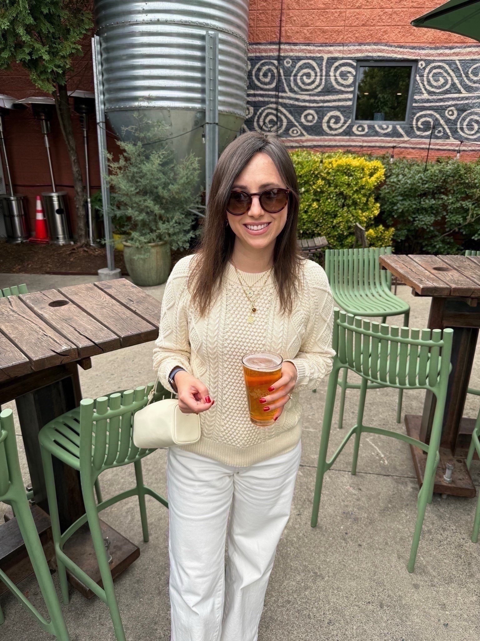 J crew cable knit sweater (xs) with white jeans (25)



#LTKootd #LTKFindsUnder100 #LTKSeasonal