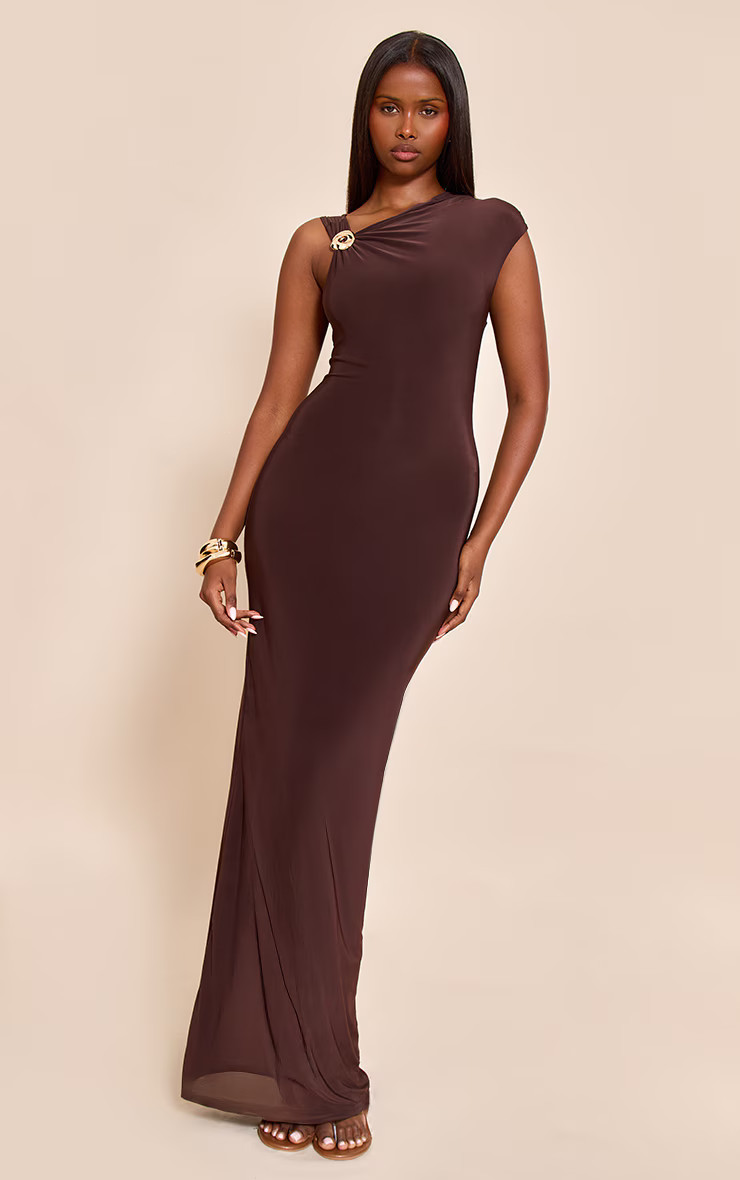 Chocolate Trim Detail Off The Shoulder Maxi Dress | PrettyLittleThing UK