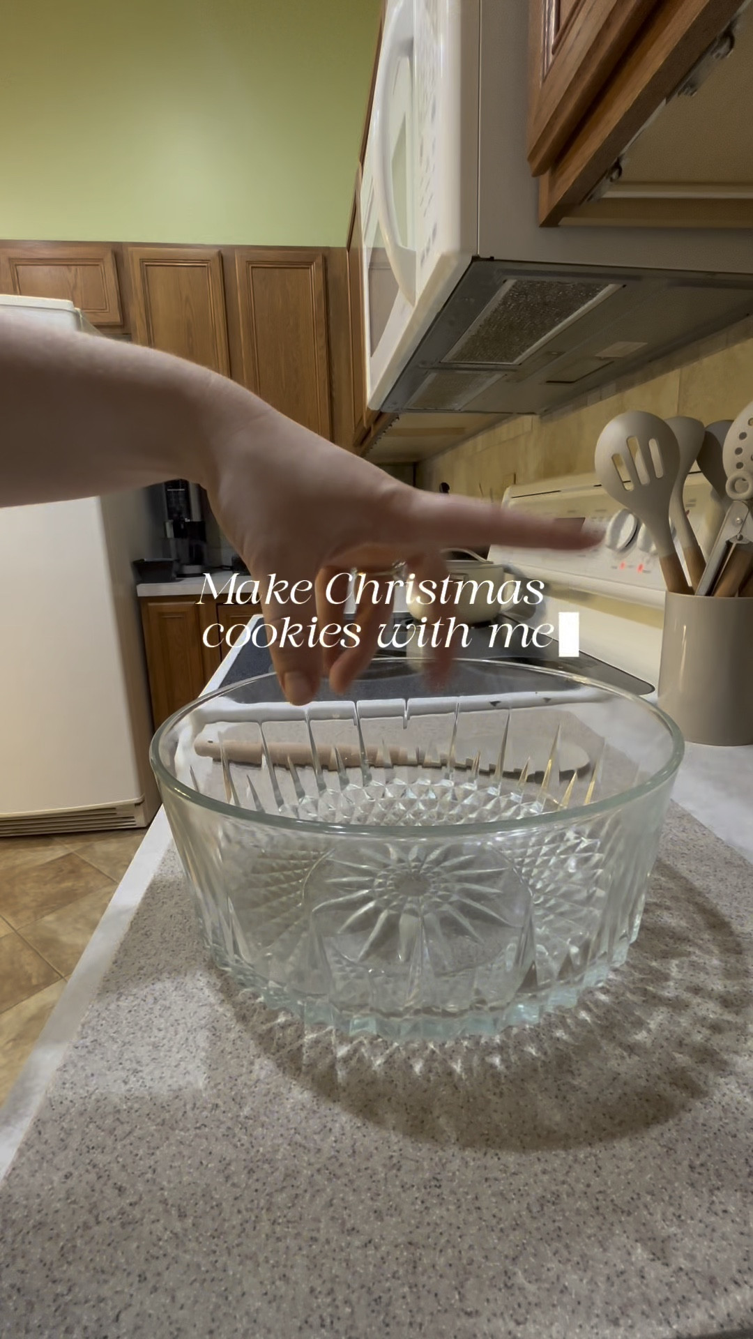 Making Christmas cookies with my mom-toxic cookware!!! 

#LTKSeasonal #LTKHoliday #LTKGiftGuide