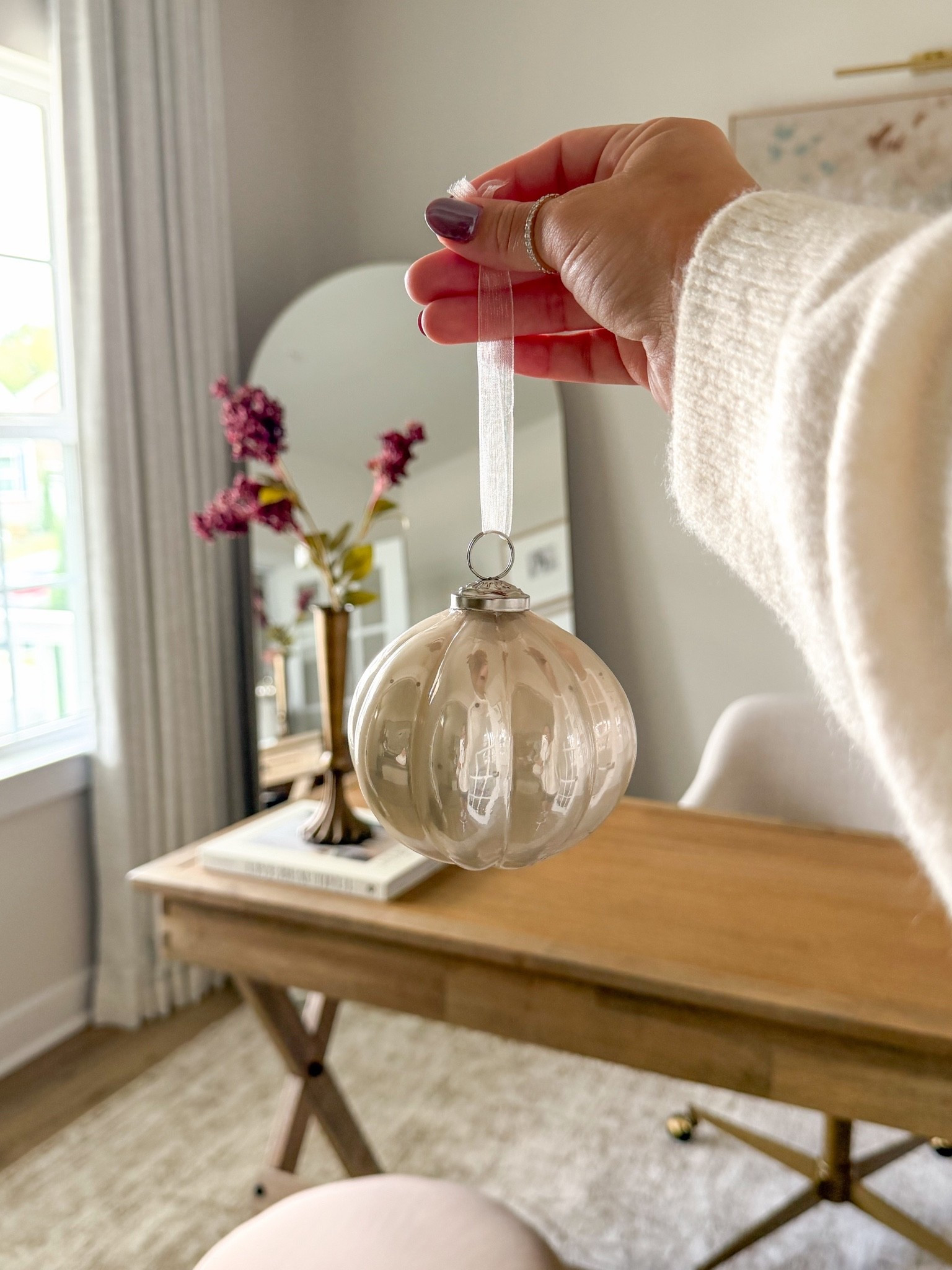 This silver glass ornament is absolutely gorgeous and under $2! If shipping isn’t available, check your local store for pick-up! 
#ornaments #christmasornaments #glassornaments #holidaydecor #christmasdecor @Walmart

#LTKSeasonal #LTKHome