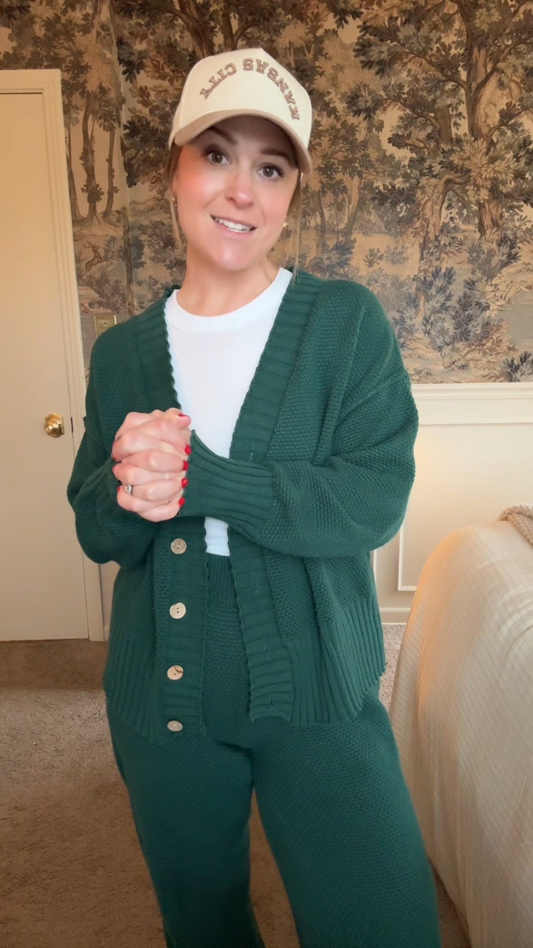 I love this matching set, it’s so cozy!!! I’m wearing a size m! 

#LTKootd #LTKSaleAlert #LTKSeasonal