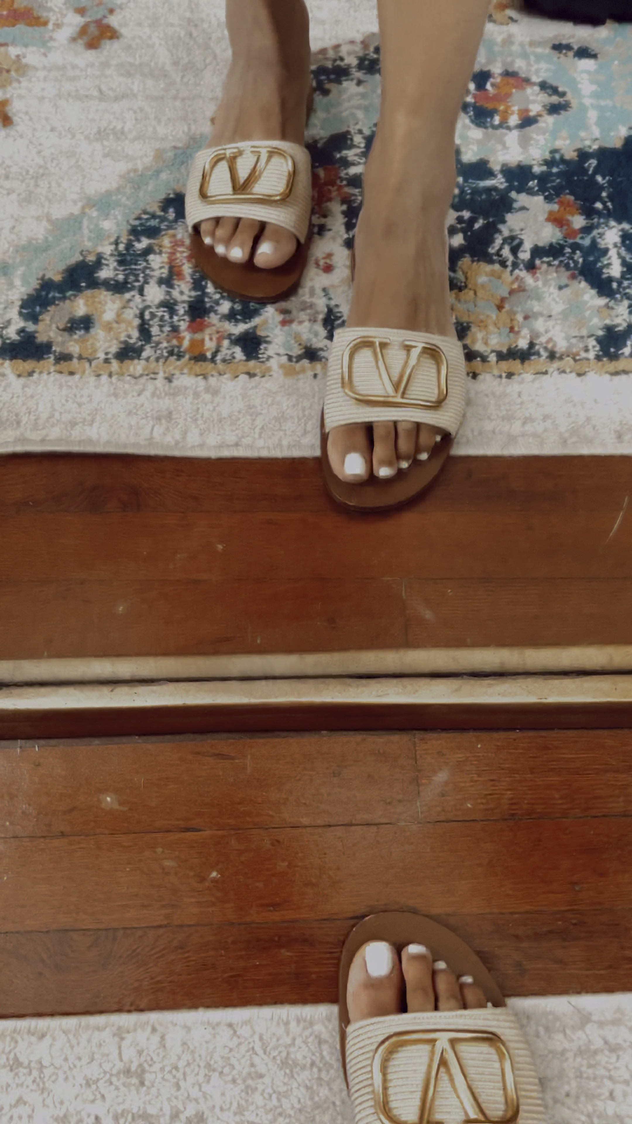 Valentino Garavani VLogo-plaque Slide Sandals - Black
