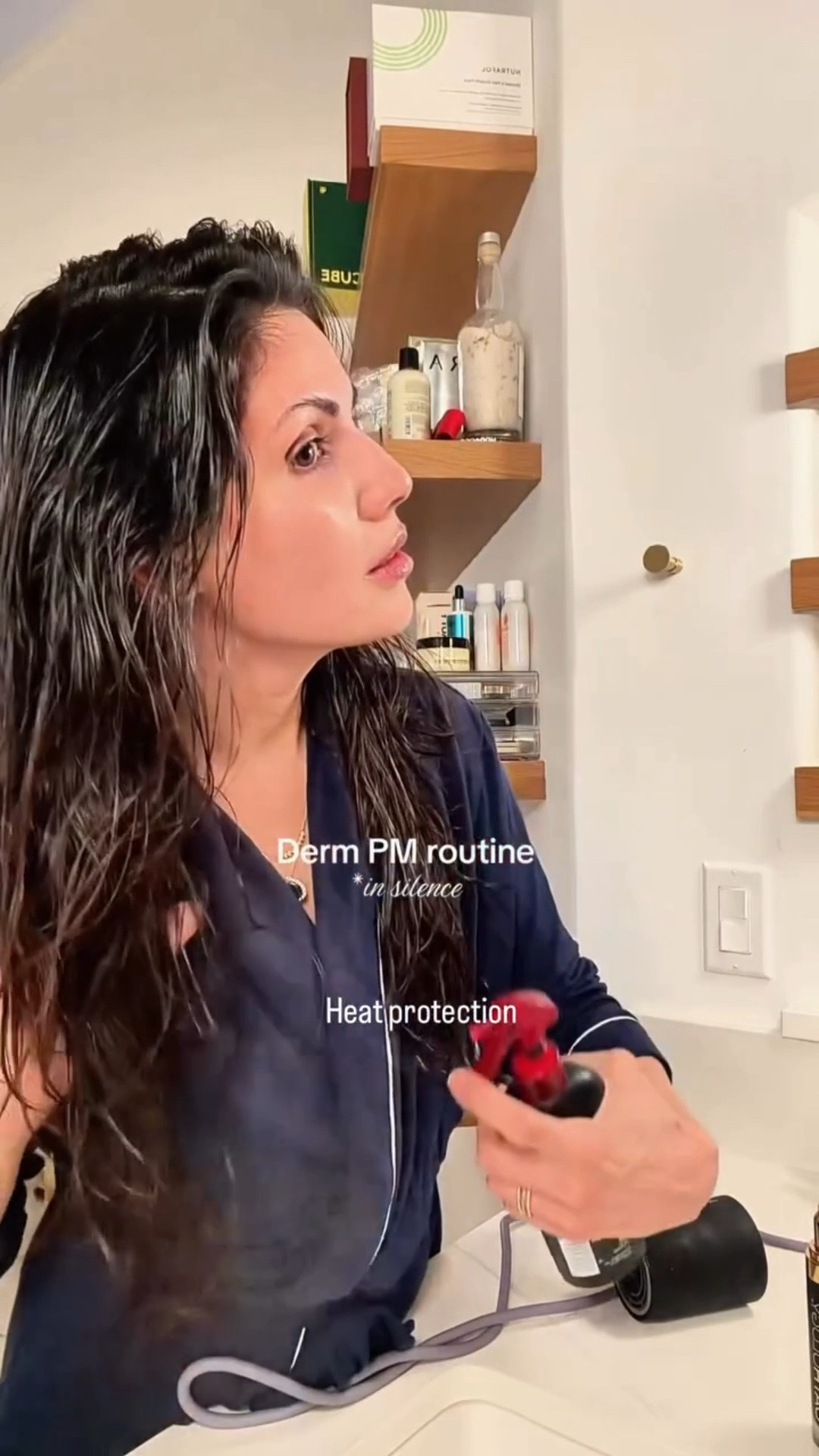 A PM routine should be simple and easy to replicate. 

Rules: 
1. Use the retinoid you can use and tolerate 
2. don’t forget your neck 
3. Don’t use thick eye creams 
4. Never sleep in wet hair
5. Heat protection always 

Sleep well :) #dermatologist #pmroutine