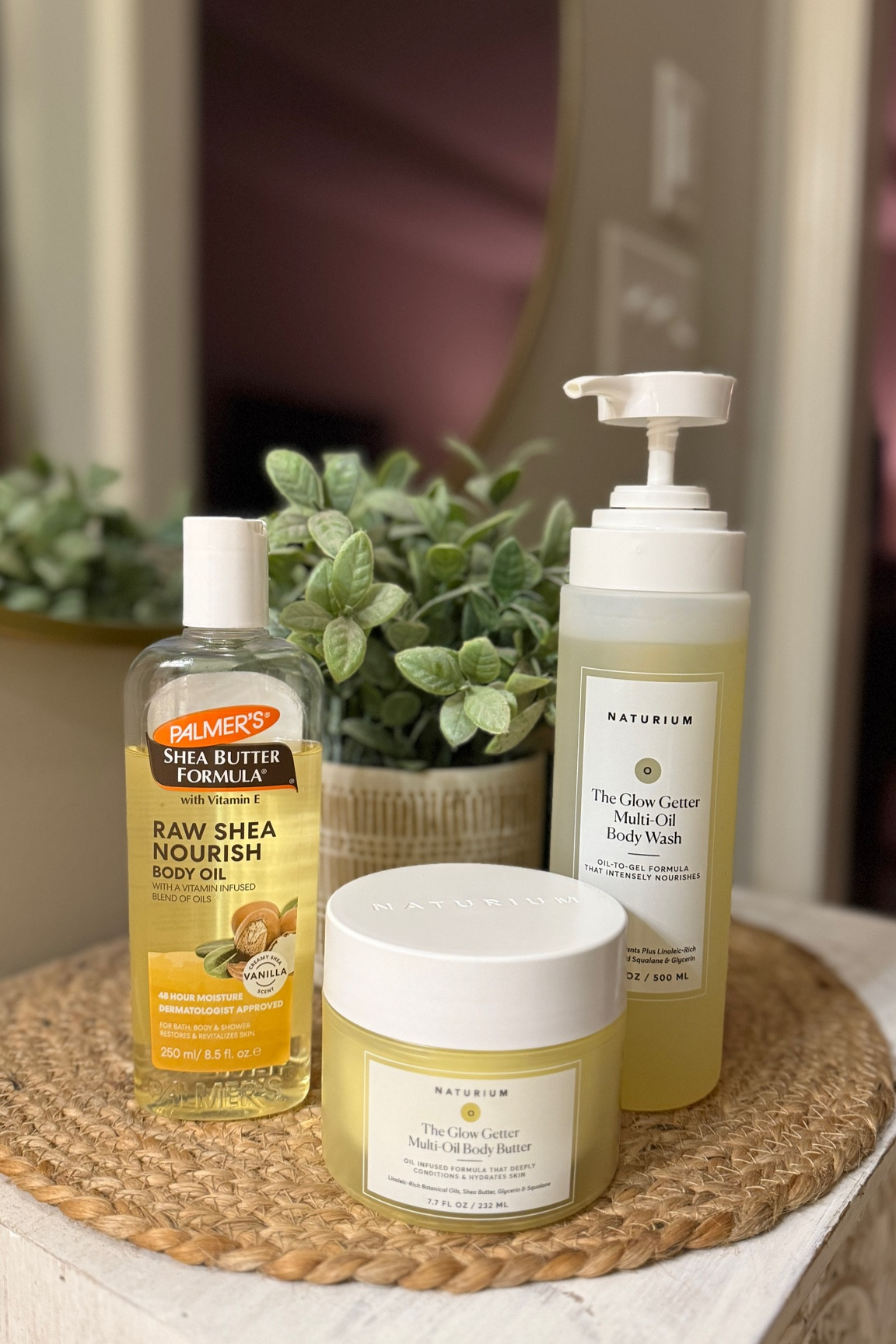 Hear me when I say - this is the best combination for gorgeous, moisturized skin. Use after your shower and before bed - wake up less crepey and more ✨glowy✨

Shower gel // oil // body butter - in that order ⭐️ trust me. There is very little scent so you can spray your favorite fragrance over this layered combo to make it last all day.

The whole set should last a month or more 💋

#LTKvalentine #LTKskincare #LTKglowyskin #glowgetter