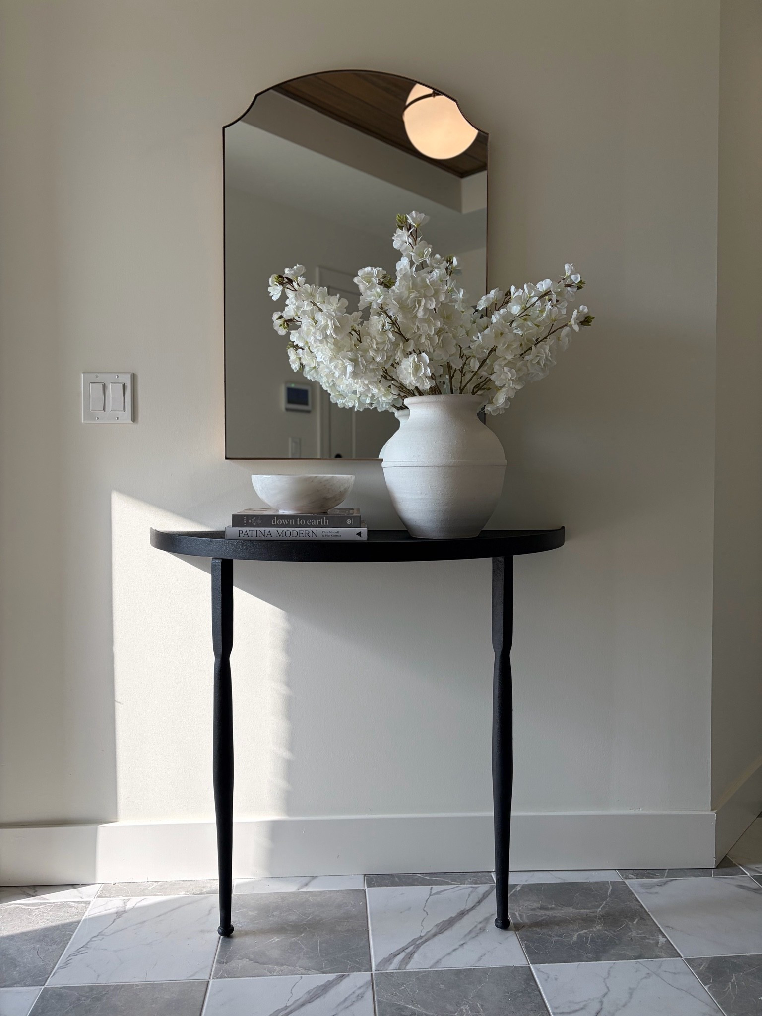 This table is perfect for a small foyer! It’s also very sturdy & has plenty of space!