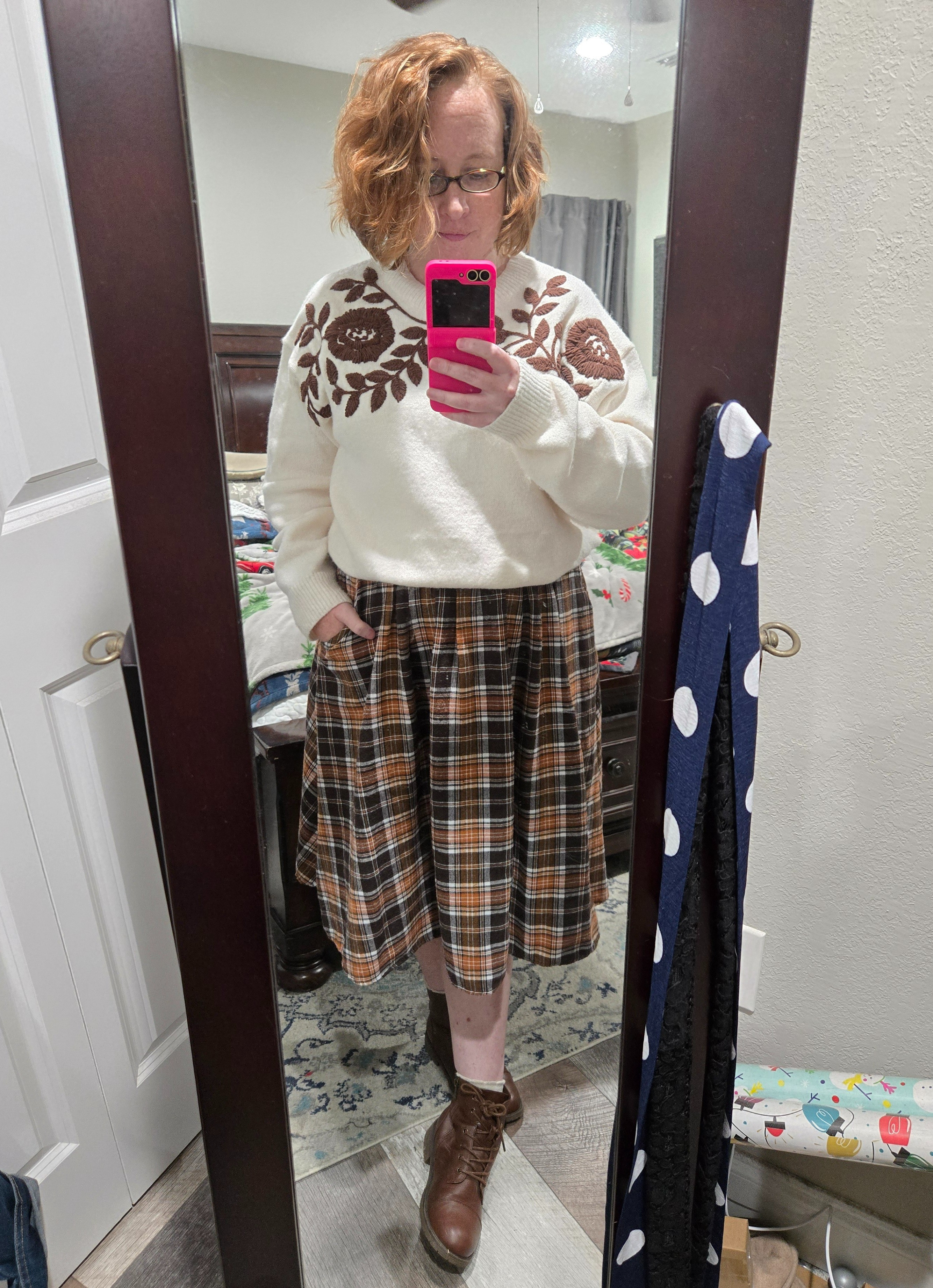 Embroidered flowers and plaid skirts 🥰

#LTKFindsUnder50 #LTKPetite #LTKWorkwear